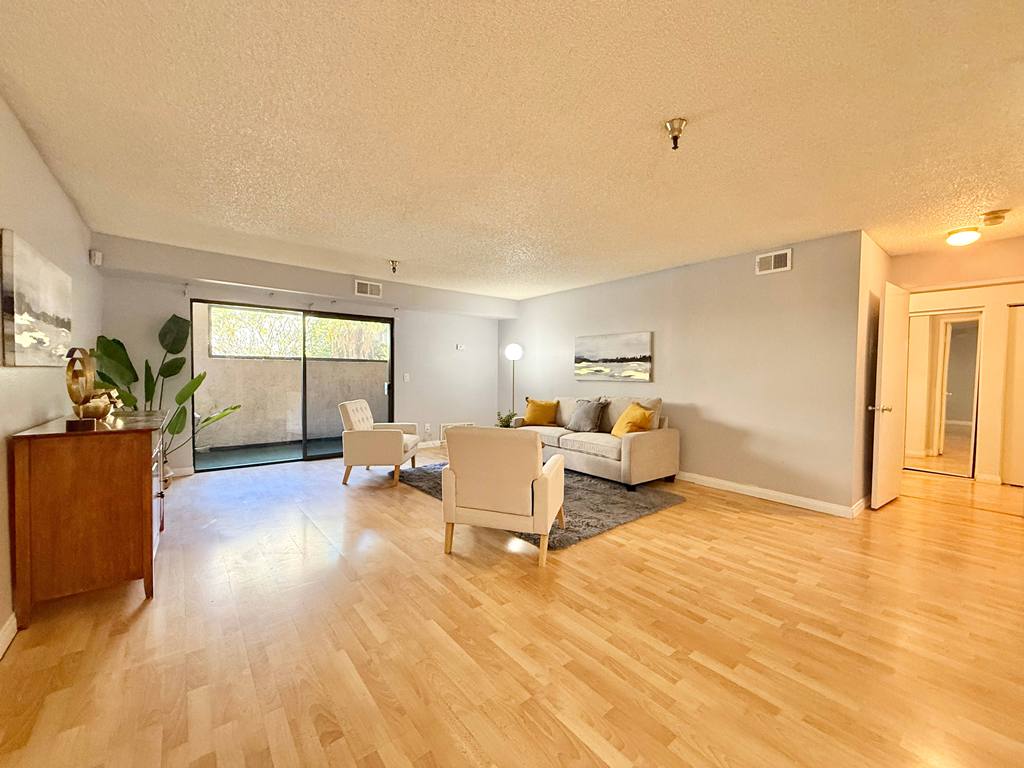 Long Beach, California, 90815, United States, 2 Bedrooms Bedrooms, ,2 BathroomsBathrooms,Residential,For Sale,1830564