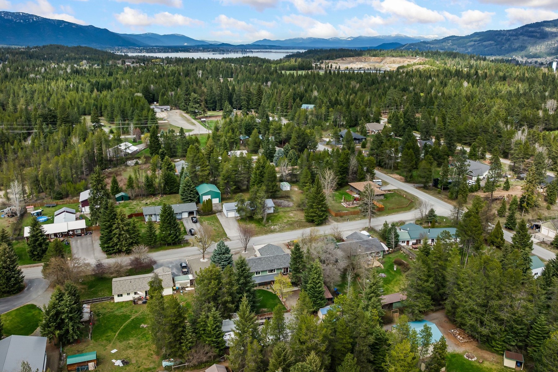  Sagle Multi-Generational - 物件實景