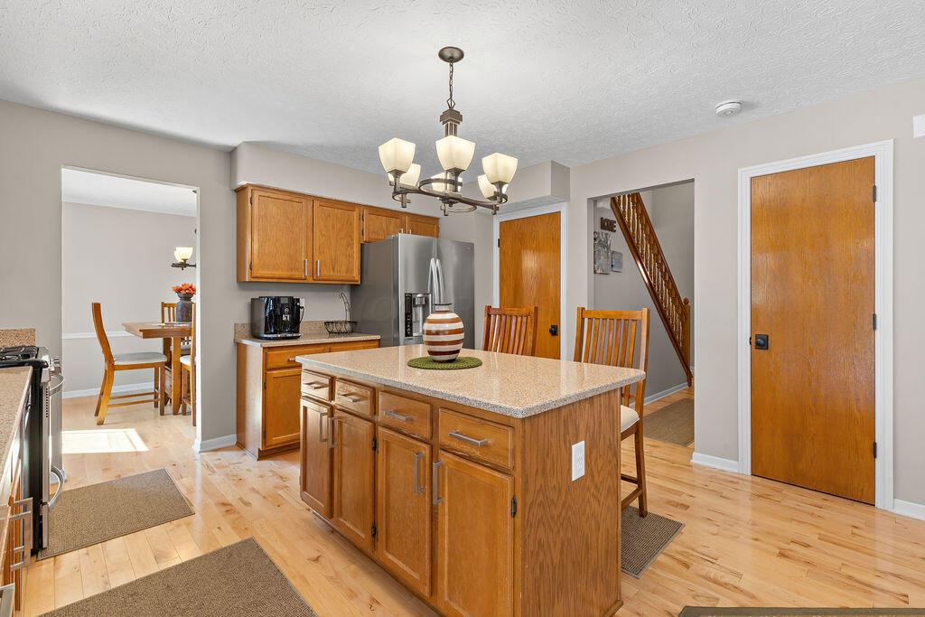 Dublin, Ohio, 43016, United States, 3 Bedrooms Bedrooms, ,3 BathroomsBathrooms,Residential,For Sale,1950814