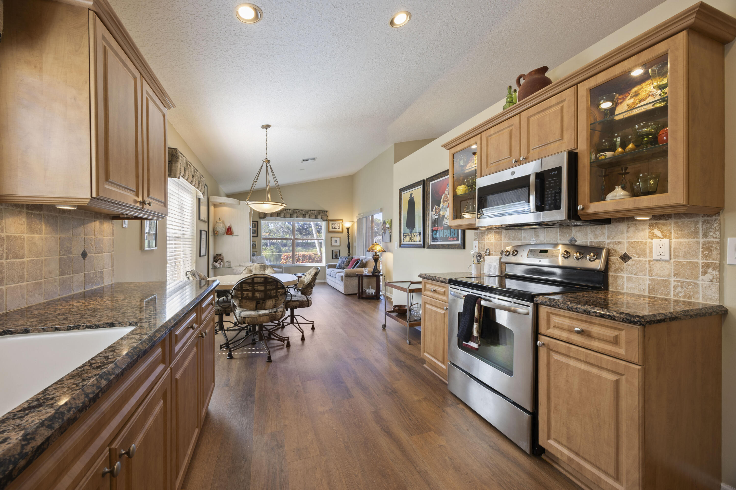 Boynton Beach, Florida, 33436, United States, 3 Bedrooms Bedrooms, ,2 BathroomsBathrooms,Residential,For Sale,1993562