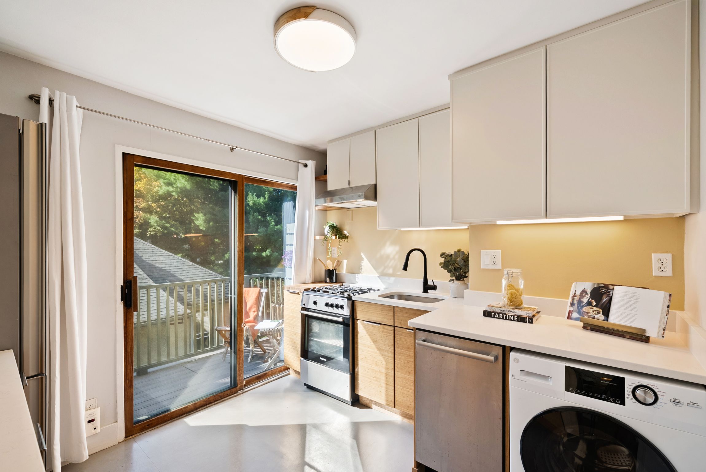 12 Chauncy Street - Unit 4, Cambridge, MA, 02138 - 物件實景