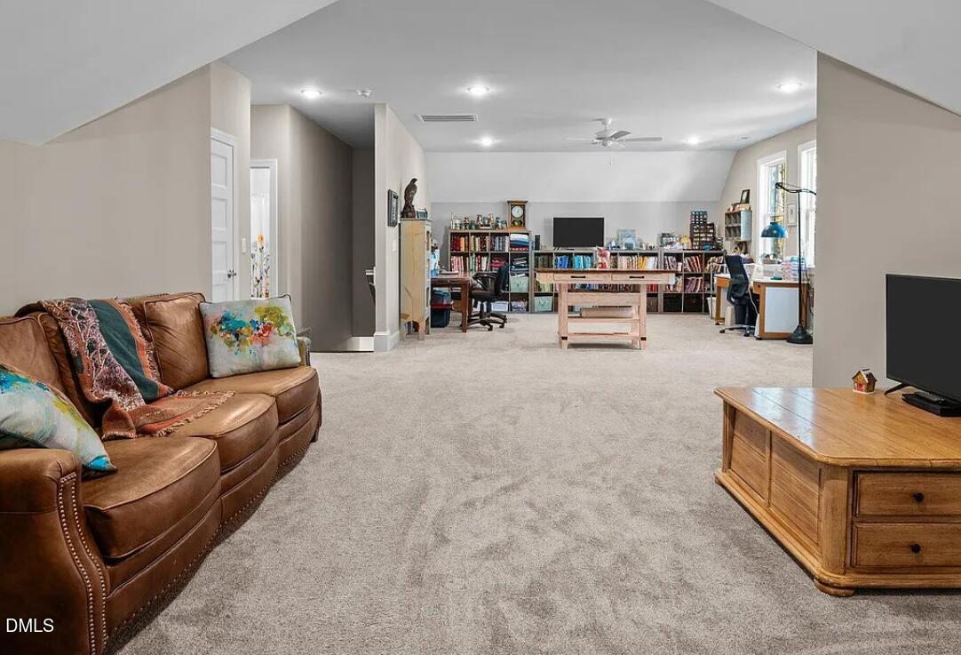 Youngsville, North Carolina, 27596, United States, 4 Bedrooms Bedrooms, ,3 BathroomsBathrooms,Residential,For Sale,1993517