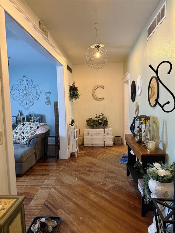 Hot Springs, South Dakota, 57747, United States, 5 Bedrooms Bedrooms, ,3 BathroomsBathrooms,Residential,For Sale,1928045