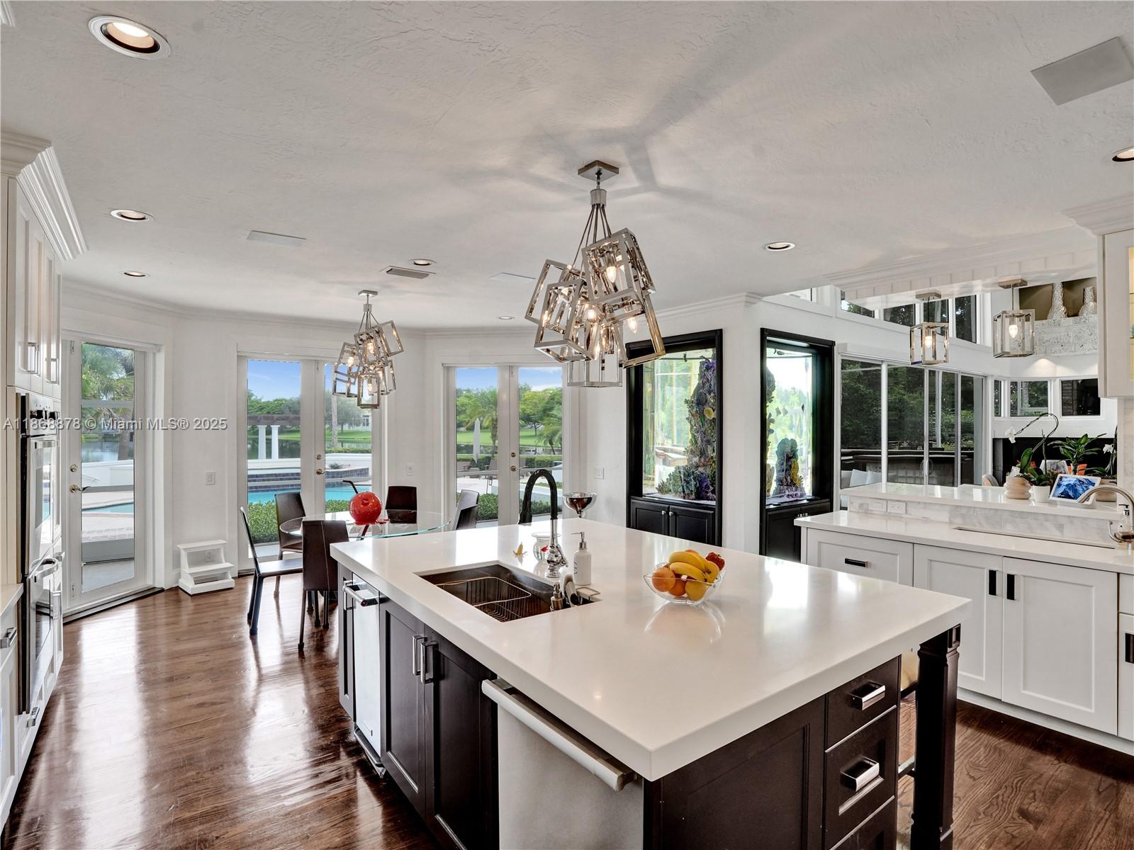 Weston, Florida, 33331, United States, 5 Bedrooms Bedrooms, ,8 BathroomsBathrooms,Residential,For Sale,1949778