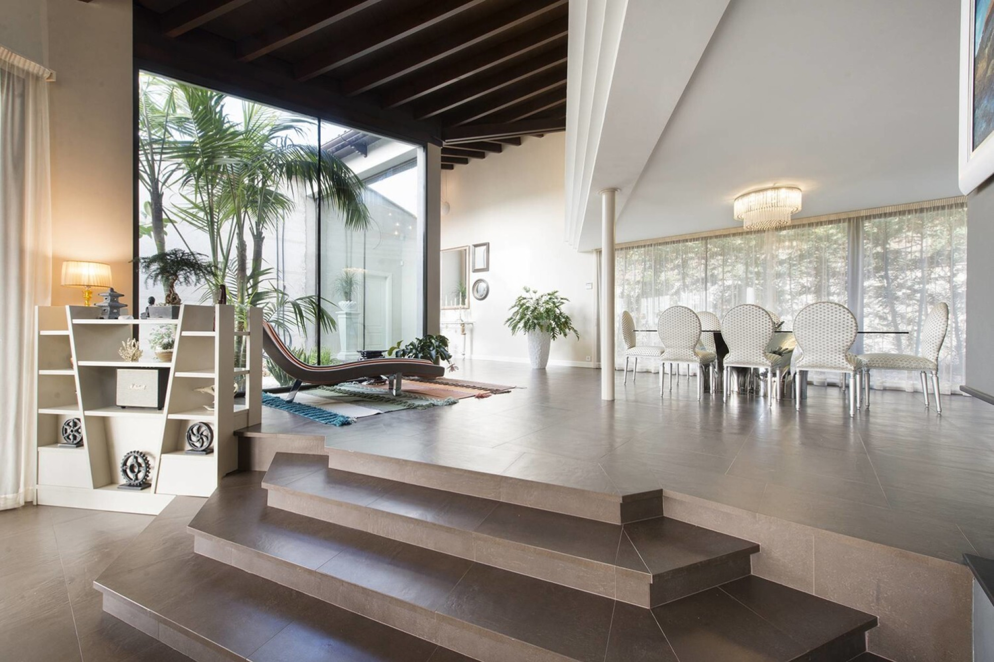  Spectacular villa of modern lines at 600 m from the beach - 物件實景