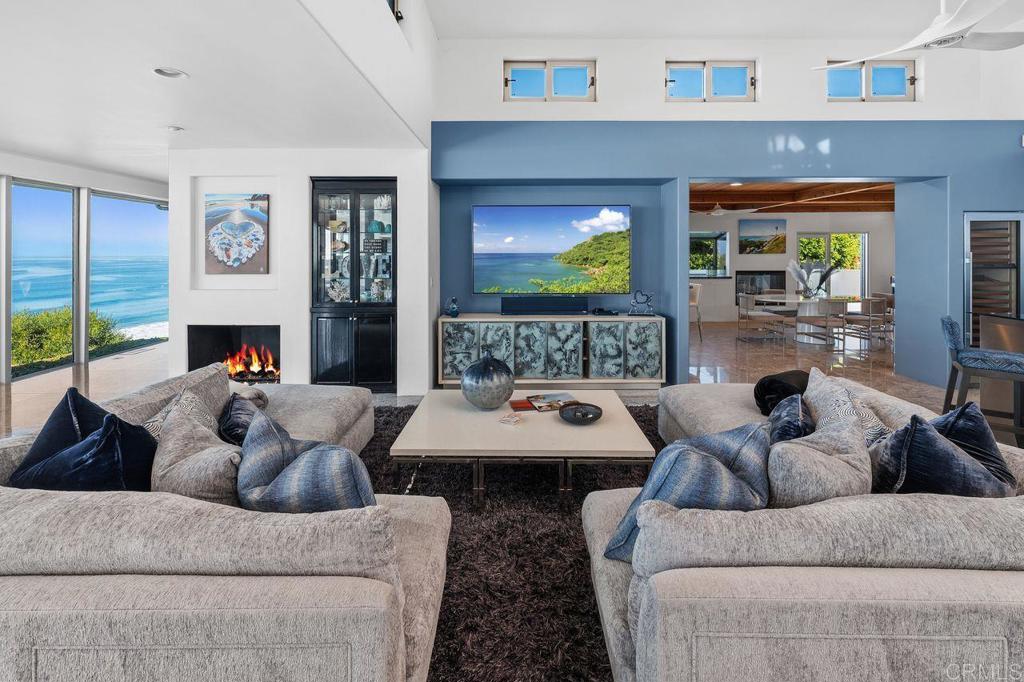 Encinitas, California, 92024, United States, 5 Bedrooms Bedrooms, ,7 BathroomsBathrooms,Residential,For Sale,2003398