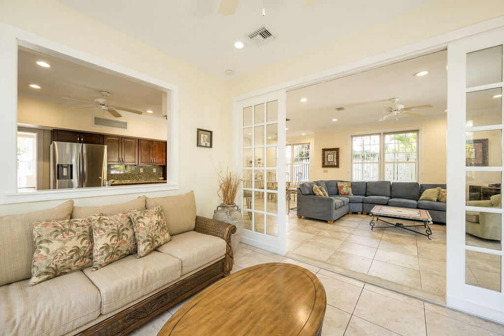 KEY WEST, Florida, 33040, United States, 5 Bedrooms Bedrooms, ,4 BathroomsBathrooms,Residential,For Sale,1847145