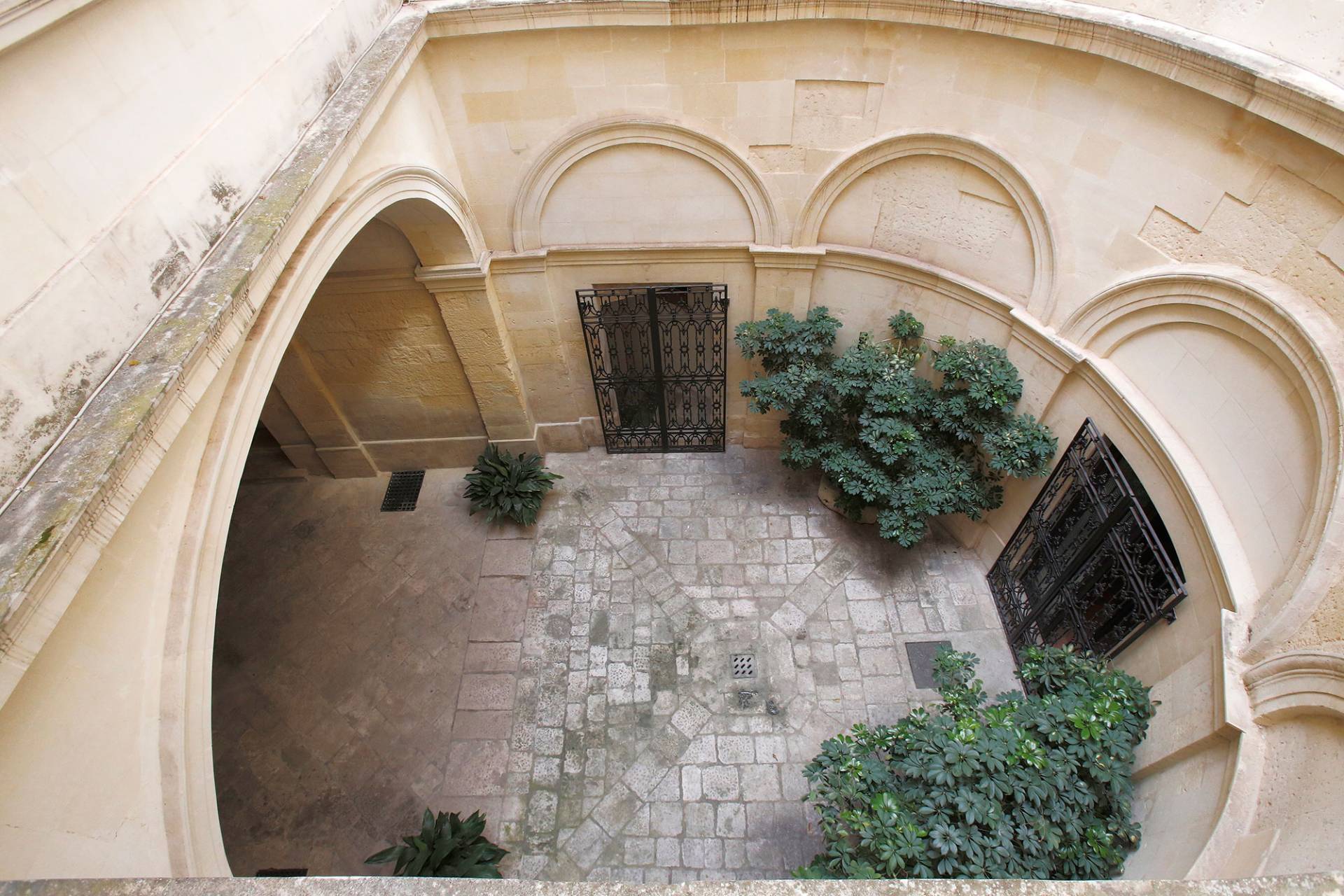 Lecce, Lecce, 73100, IT, 1 Bedroom Bedrooms, ,1 BathroomBathrooms,Residential,For Sale,1991621