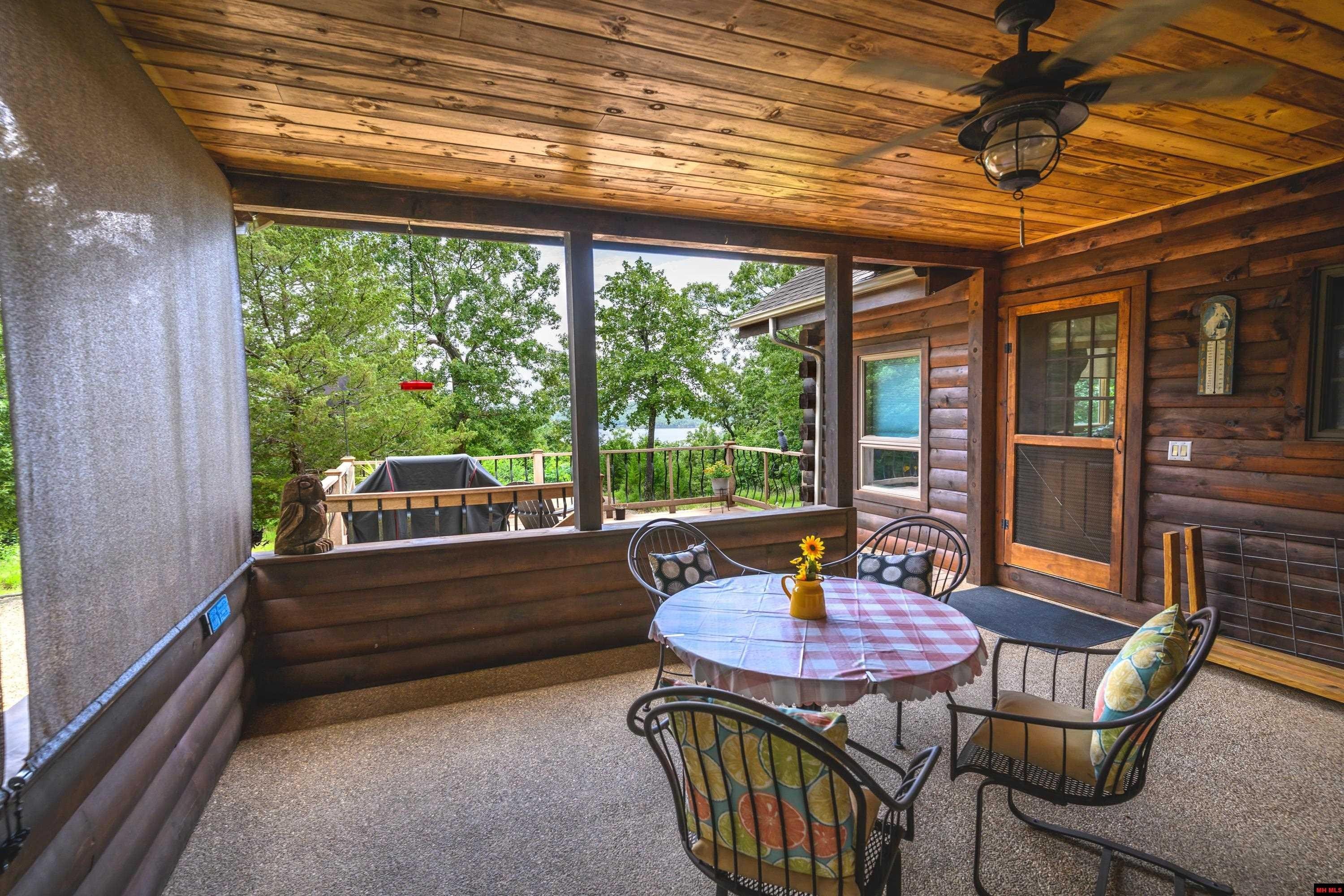 Mountain Home, Arkansas, 72653, United States, 3 Bedrooms Bedrooms, ,3 BathroomsBathrooms,Residential,For Sale,1895222