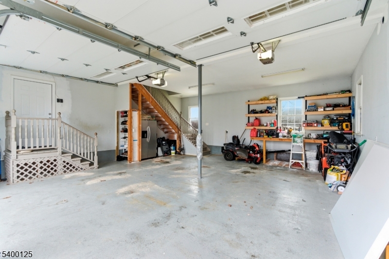 Mount Olive Twp., New Jersey, 07828, United States, 5 Bedrooms Bedrooms, ,3 BathroomsBathrooms,Residential,For Sale,2001791