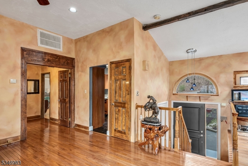 Ringwood Boro, New Jersey, 07456, United States, 4 Bedrooms Bedrooms, ,2 BathroomsBathrooms,Residential,For Sale,1794358