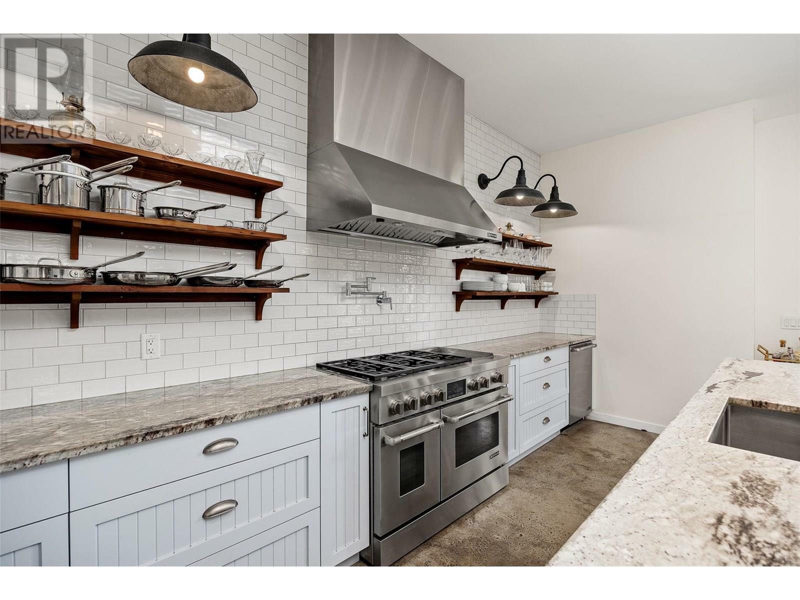 KELOWNA, British Columbia, V1Y 5N3, CA, 6 Bedrooms Bedrooms, ,4 BathroomsBathrooms,Residential,For Sale,1883056