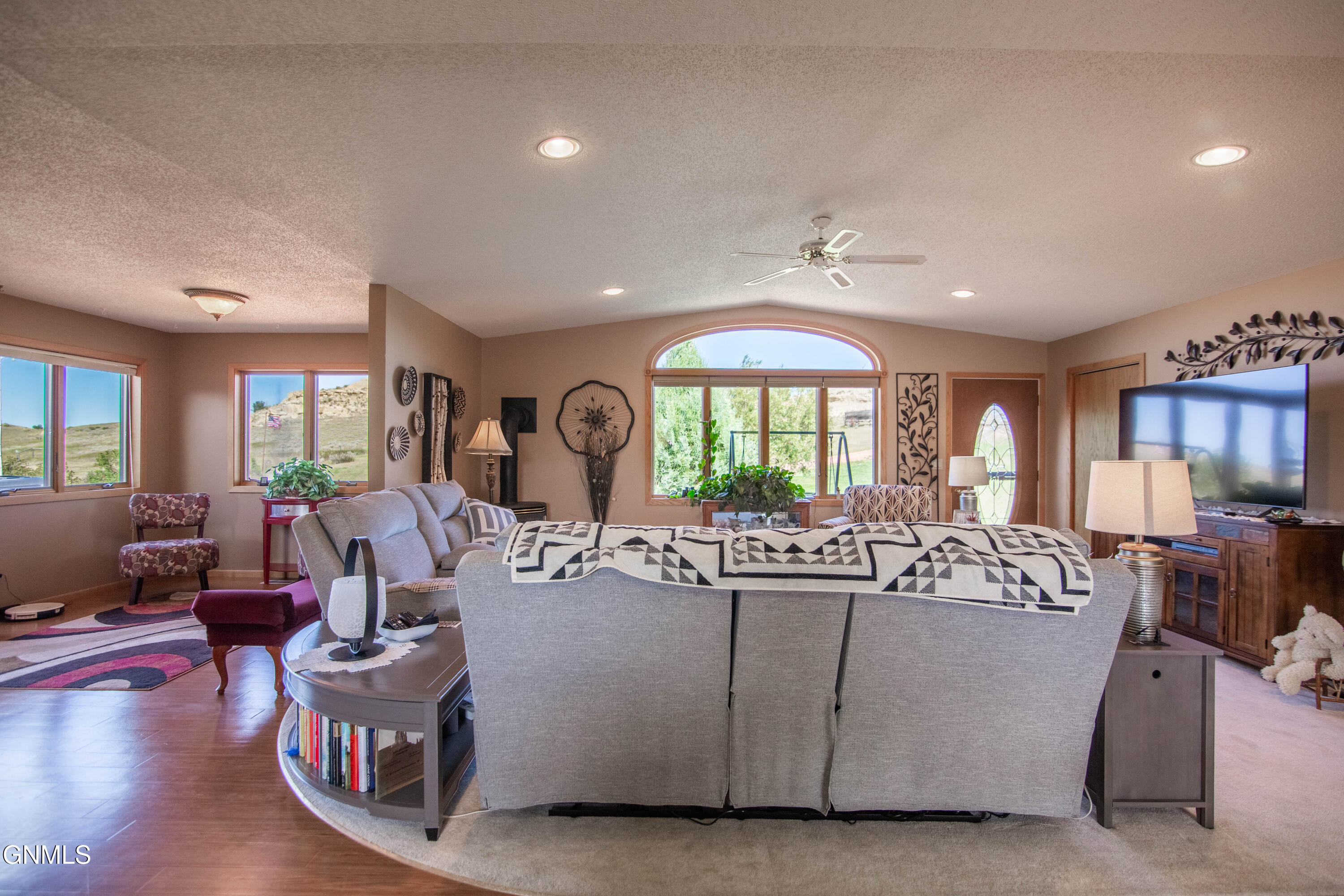 Medora, North Dakota, 58645, United States, 6 Bedrooms Bedrooms, ,1 BathroomBathrooms,Residential,For Sale,1976431