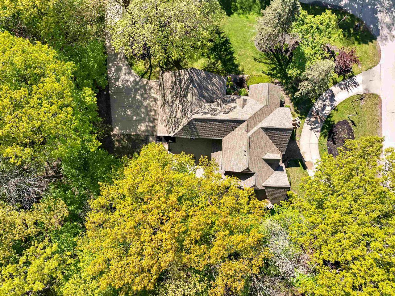 GREEN BAY, Wisconsin, 54313, United States, 5 Bedrooms Bedrooms, ,4 BathroomsBathrooms,Residential,For Sale,1768354