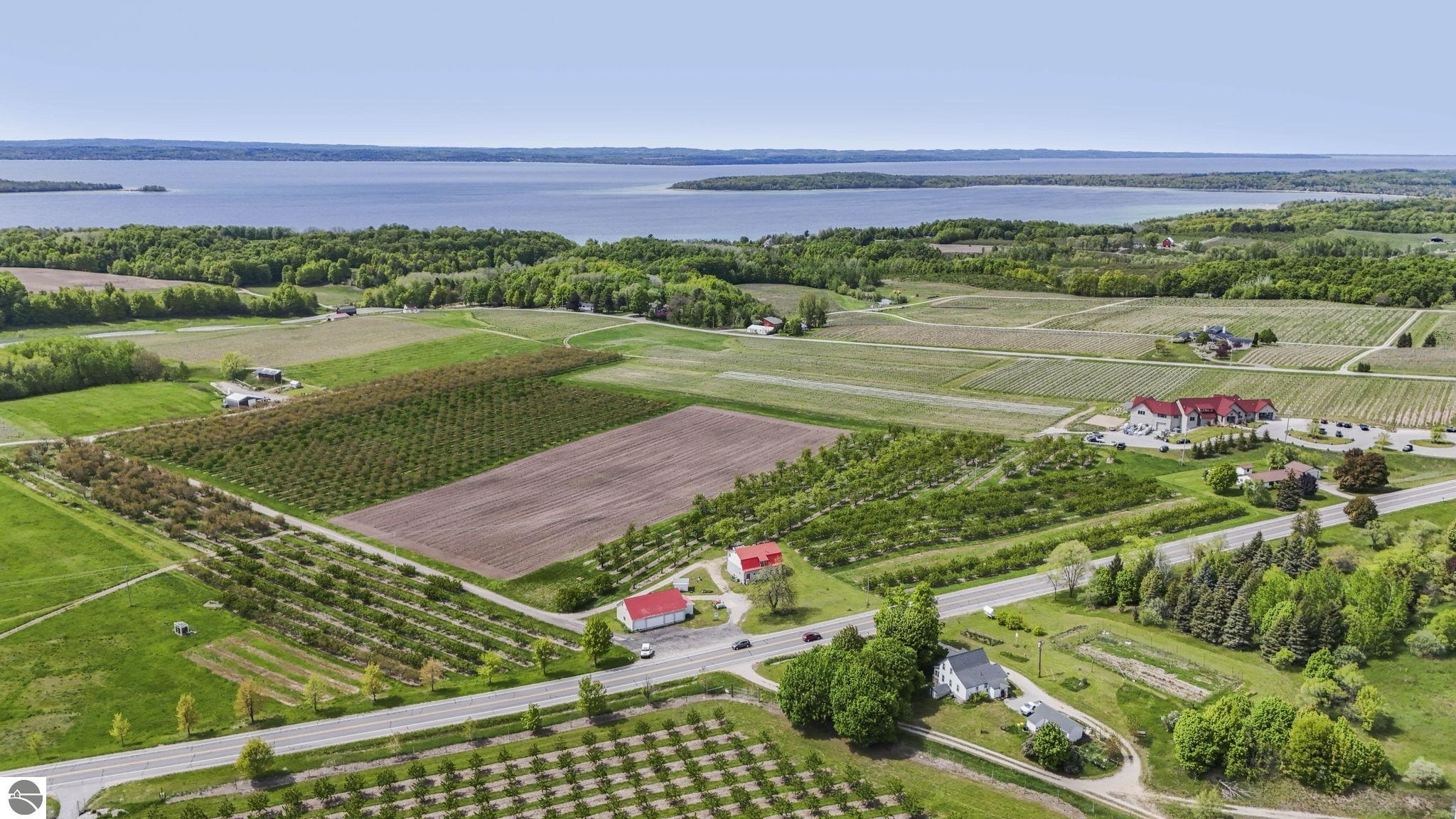 Traverse City, Michigan, 49686, United States, 3 Bedrooms Bedrooms, ,1 BathroomBathrooms,Residential,For Sale,1847565