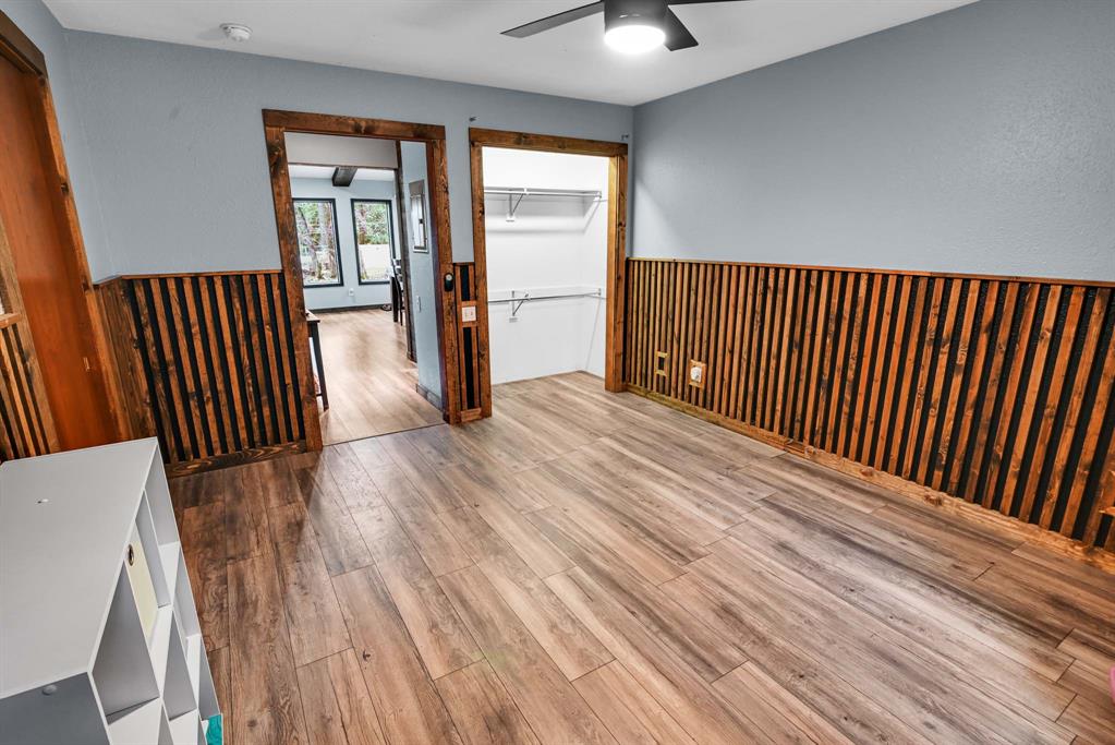 Columbia Falls, Montana, 59912, United States, 7 Bedrooms Bedrooms, ,2 BathroomsBathrooms,Residential,For Sale,1990809