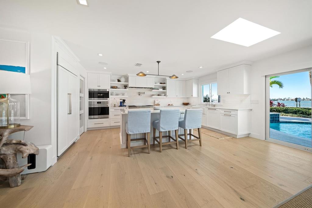 Largo, Florida, 33770, United States, 3 Bedrooms Bedrooms, ,4 BathroomsBathrooms,Residential,For Sale,1989168