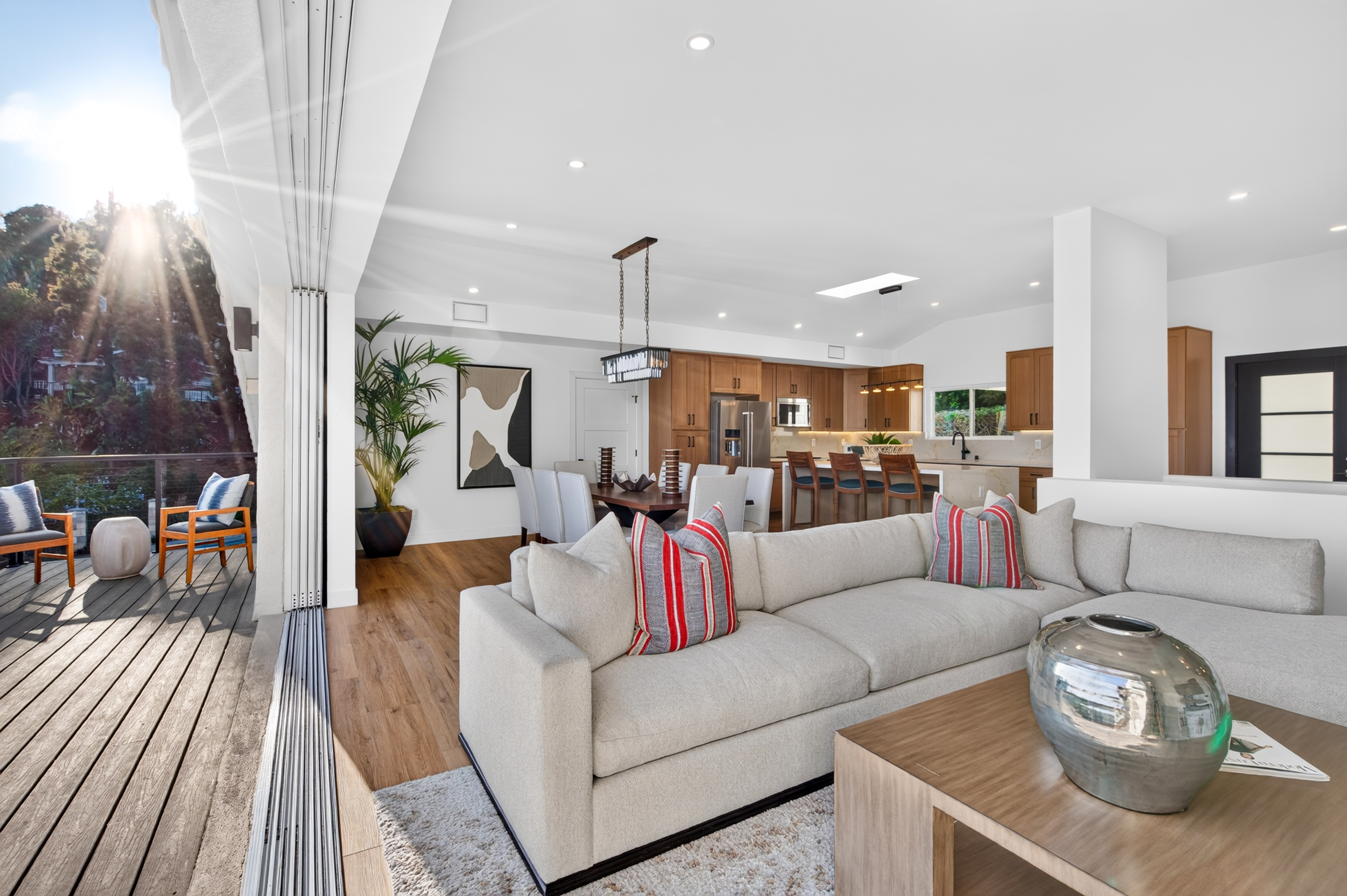  5873 Madra Ave, San Diego, CA 92120 - 物件實景