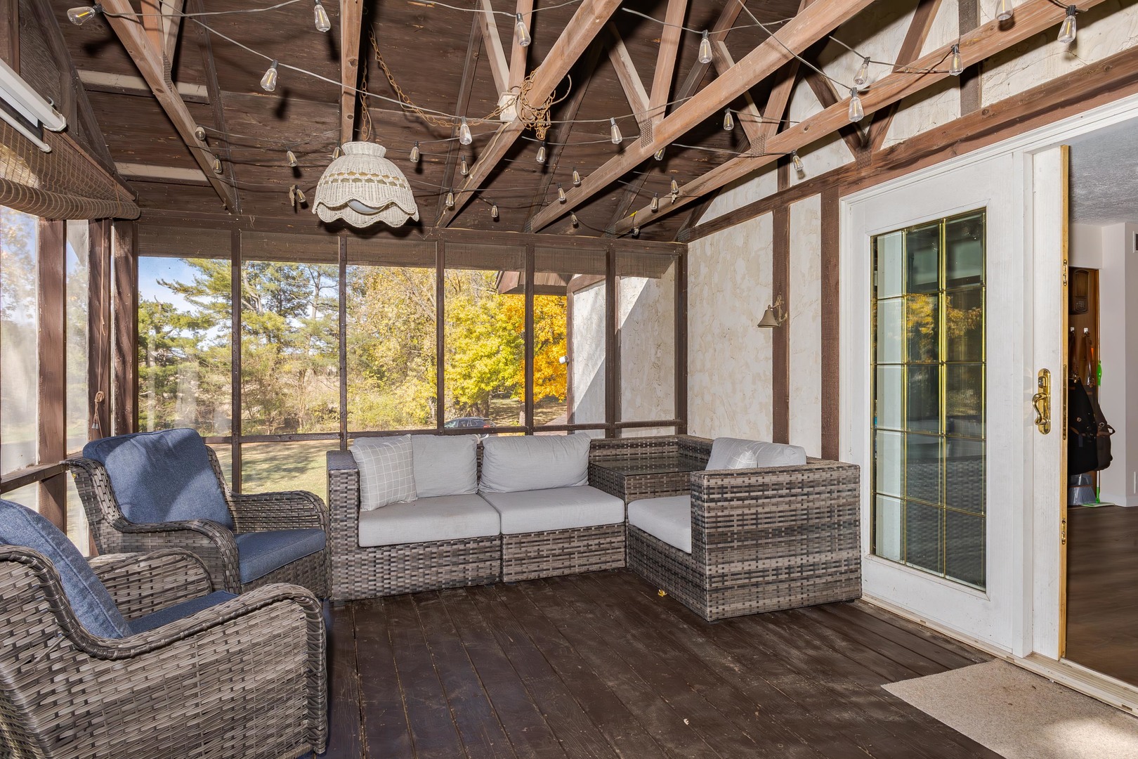 Heyworth, Illinois, 61745, United States, 3 Bedrooms Bedrooms, ,3 BathroomsBathrooms,Residential,For Sale,1989458