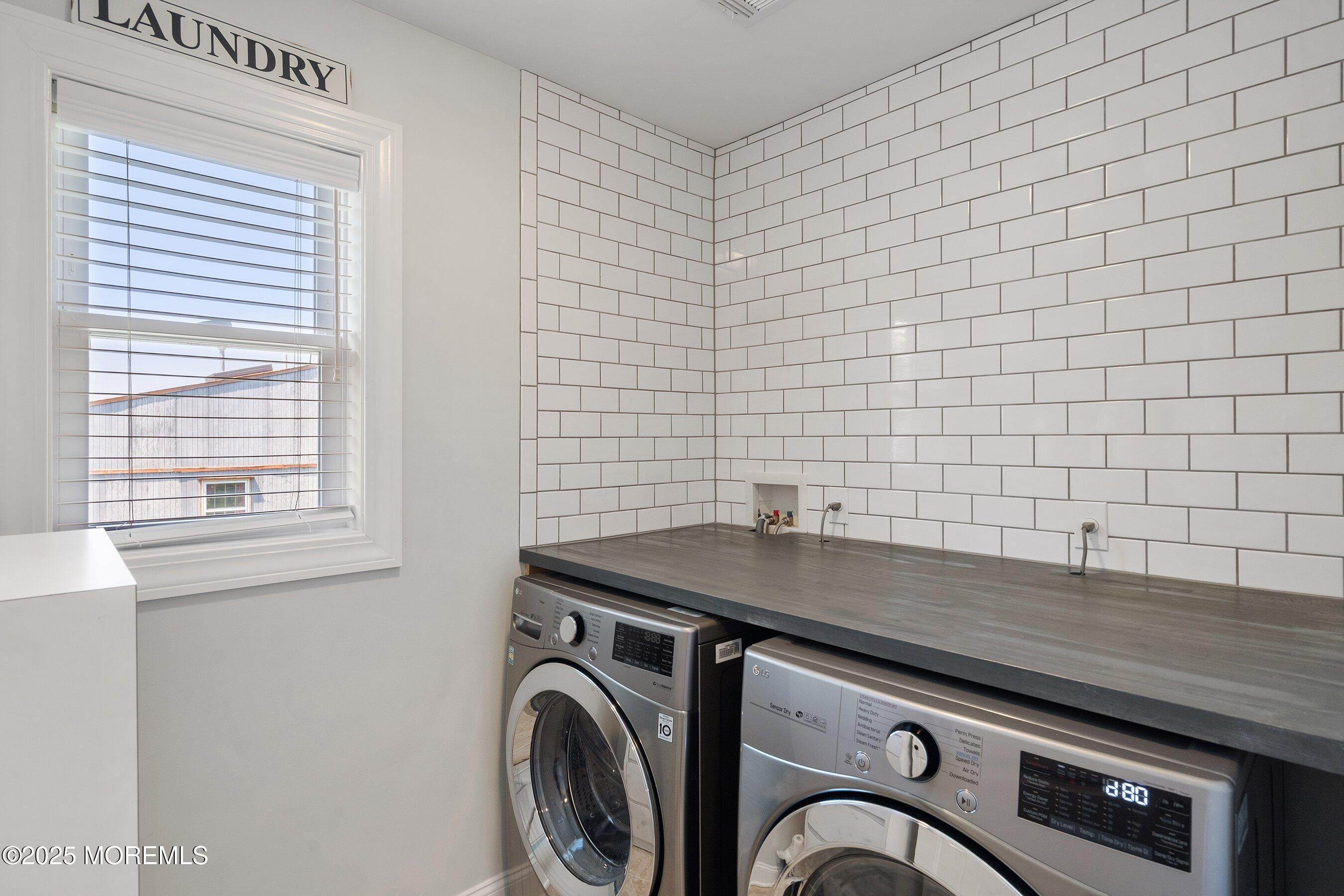 Brick, New Jersey, 08723, United States, 5 Bedrooms Bedrooms, ,4 BathroomsBathrooms,Residential,For Sale,1904538