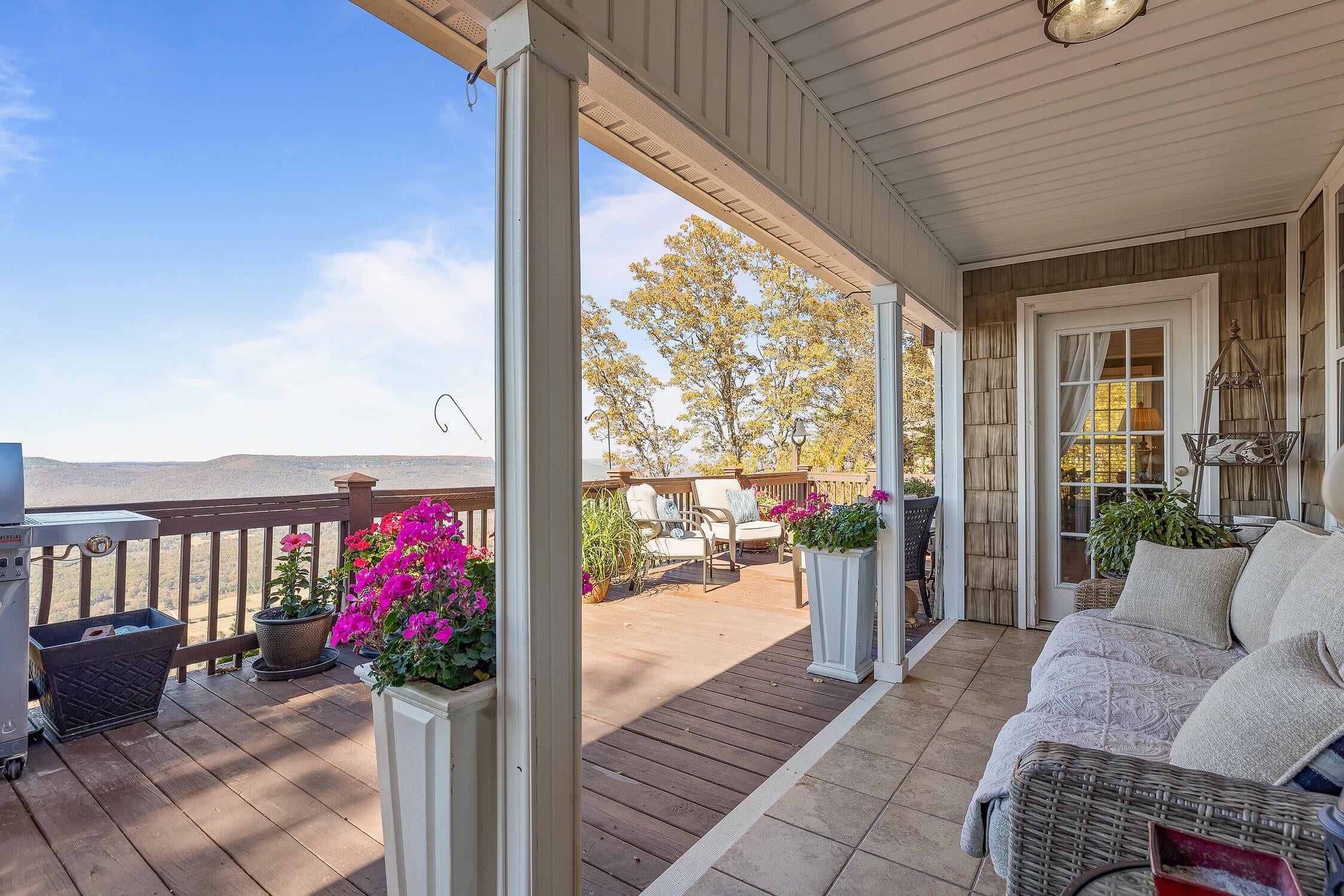 Menlo, Georgia, 30731, United States, 3 Bedrooms Bedrooms, ,2 BathroomsBathrooms,Residential,For Sale,1989931