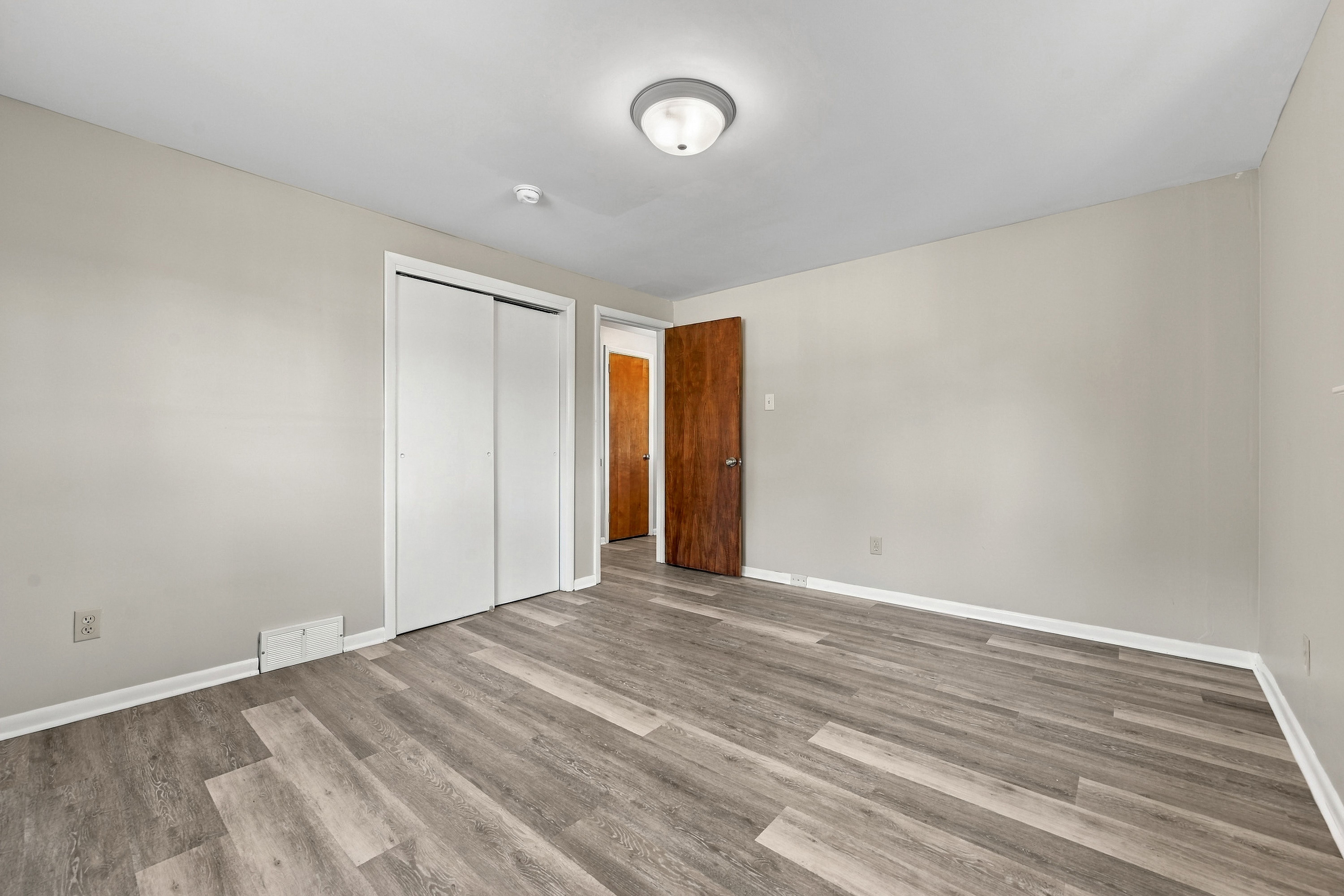  134 Becks Run Road, Coraopolis, PA 15108 - 物件實景