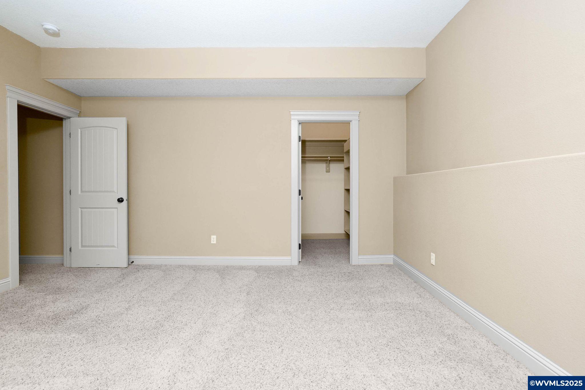Salem, Oregon, 97306, United States, 4 Bedrooms Bedrooms, ,3 BathroomsBathrooms,Residential,For Sale,1906956