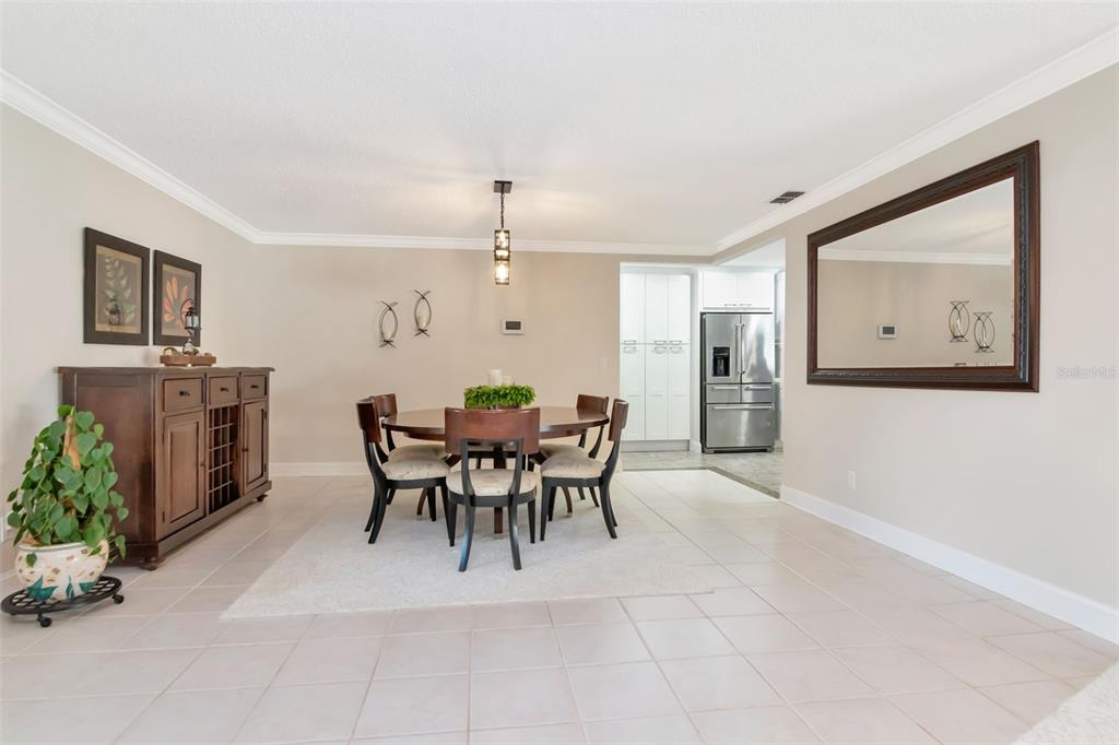 Clearwater, Florida, 33761, United States, 5 Bedrooms Bedrooms, ,3 BathroomsBathrooms,Residential,For Sale,1991990