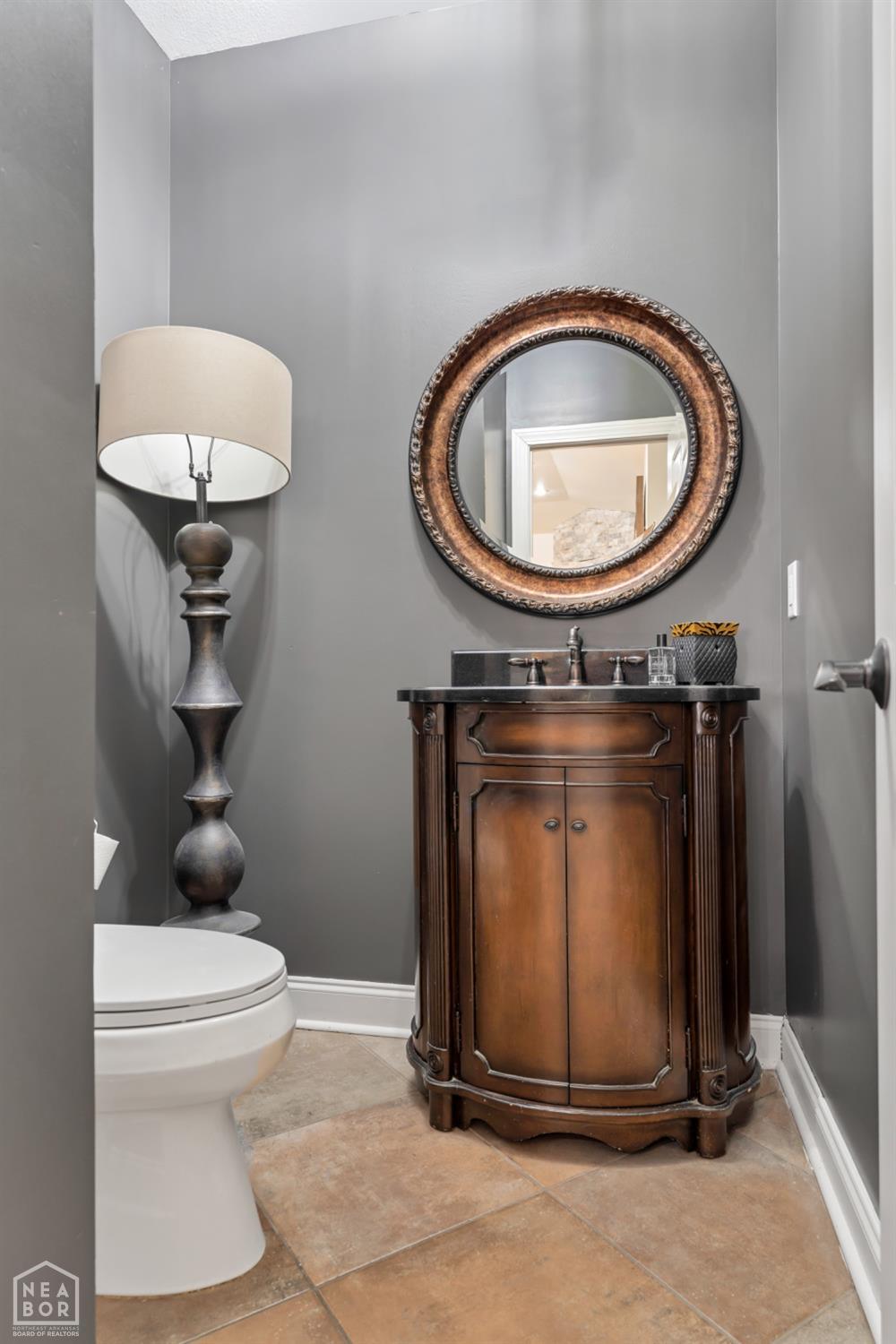 Jonesboro, Arkansas, 72404, United States, ,5 BathroomsBathrooms,Residential,For Sale,1981825