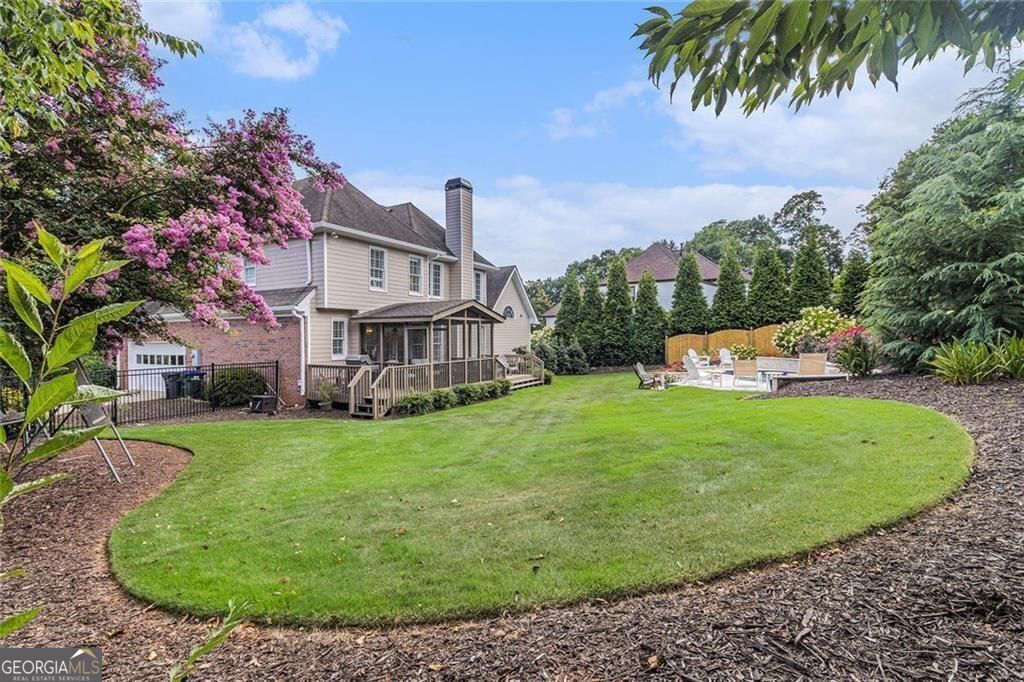 Roswell, Georgia, 30075, United States, 6 Bedrooms Bedrooms, ,5 BathroomsBathrooms,Residential,For Sale,1894243