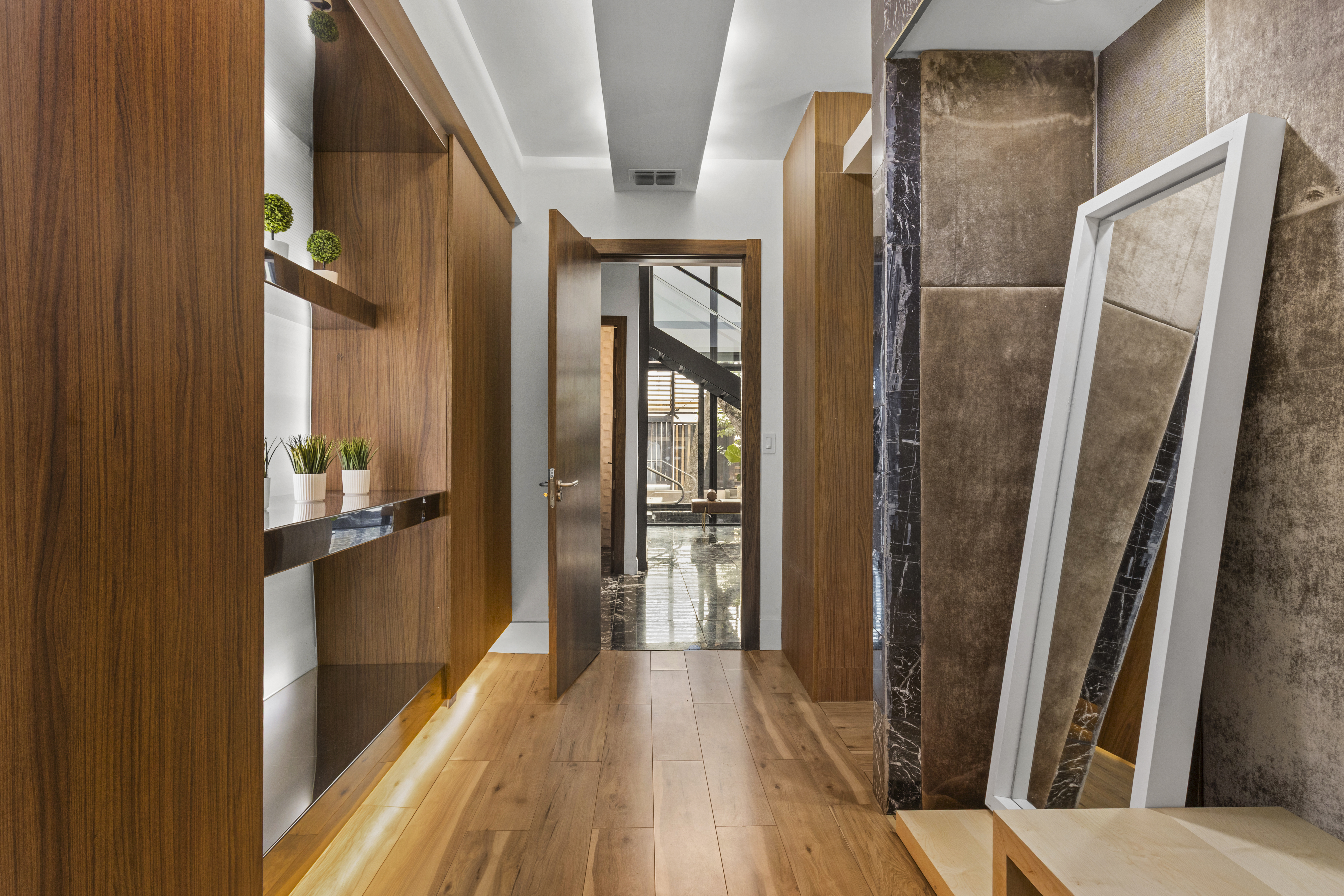  Architectural Masterpiece in Oak Hills - 物件實景