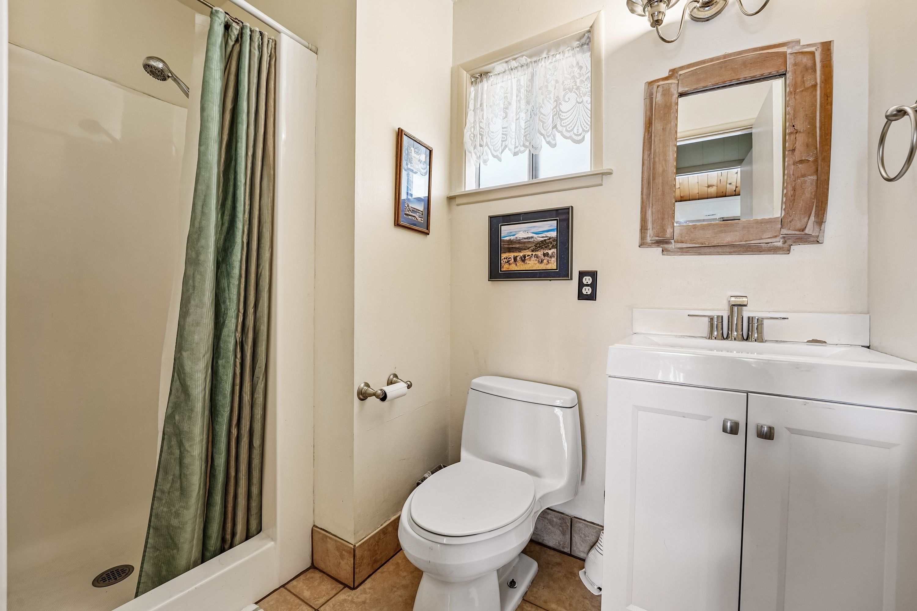  701 Cove Drive, Big Bear Lake, CA 92315 - 物件實景