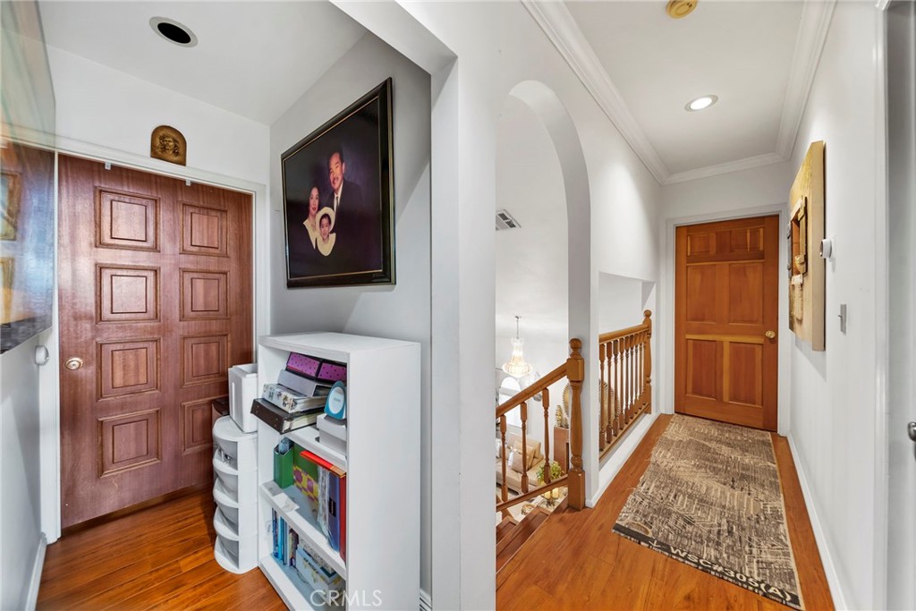 Los Angeles, California, 90041, United States, ,Residential,For Sale,2013561