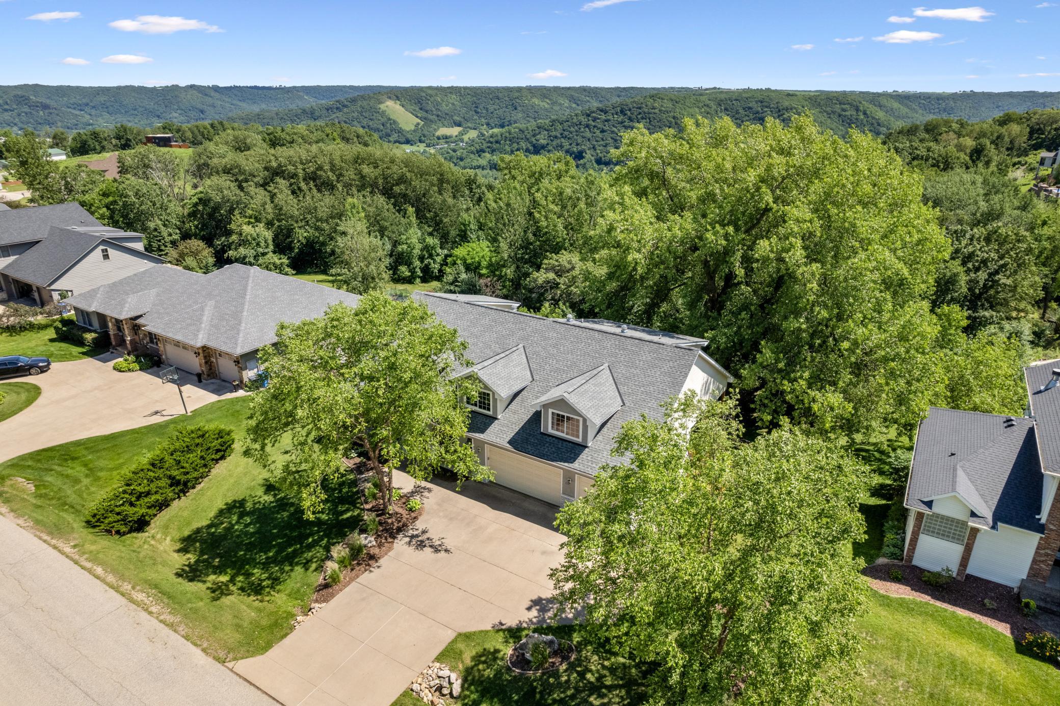 Winona, Minnesota, 55987, United States, 6 Bedrooms Bedrooms, ,4 BathroomsBathrooms,Residential,For Sale,1883576