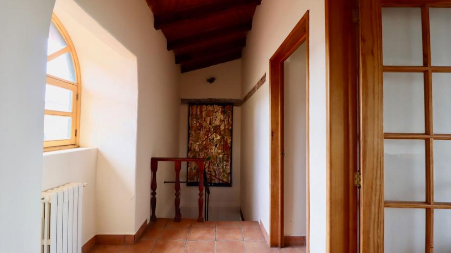 Pátzcuaro, Michoacán de Ocampo, 61608, Mexico, 4 Bedrooms Bedrooms, ,3 BathroomsBathrooms,Residential,For Sale,1917214
