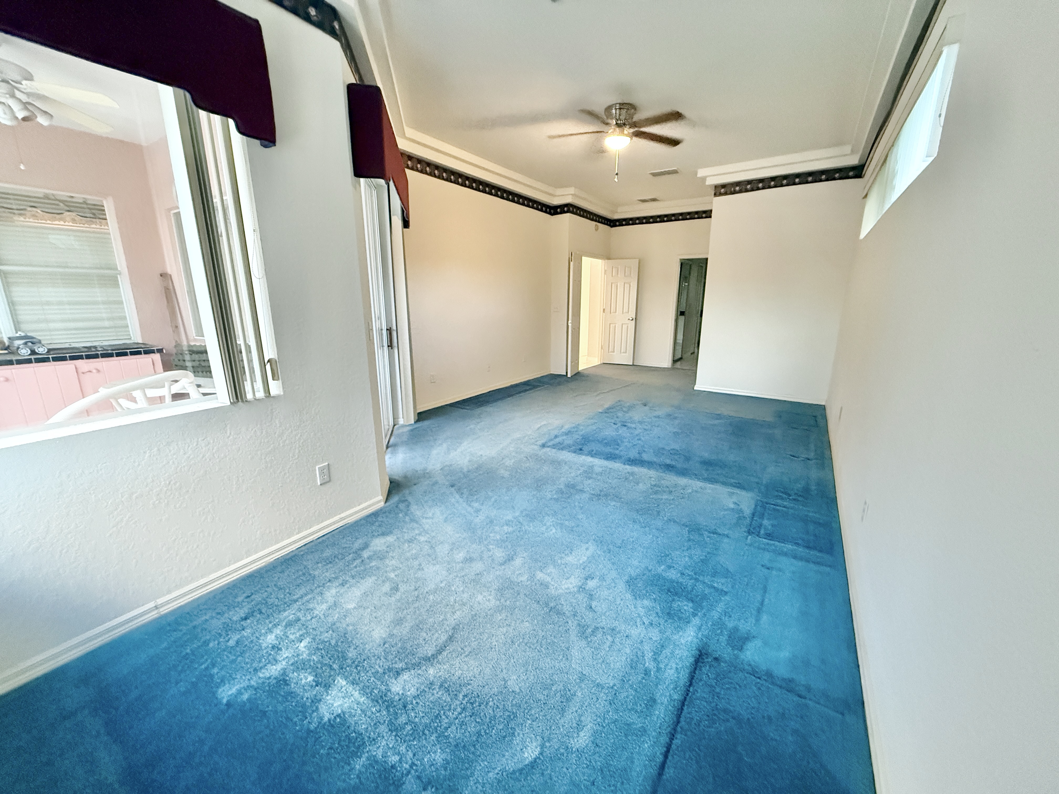 ST CLOUD, Florida, 34772, United States, 4 Bedrooms Bedrooms, ,3 BathroomsBathrooms,Residential,For Sale,1986054