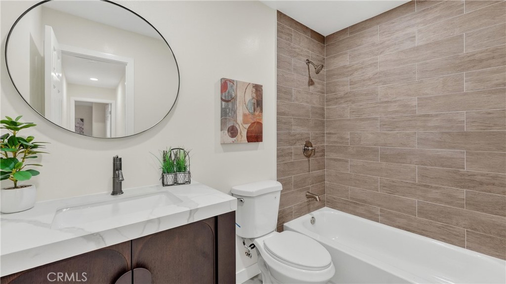 La Puente, California, 91744, United States, 3 Bedrooms Bedrooms, ,2 BathroomsBathrooms,Residential,For Sale,1986129