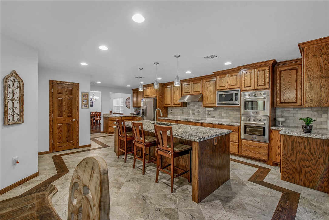 College Station, Texas, 77845, United States, 5 Bedrooms Bedrooms, ,4 BathroomsBathrooms,Residential,For Sale,1983993