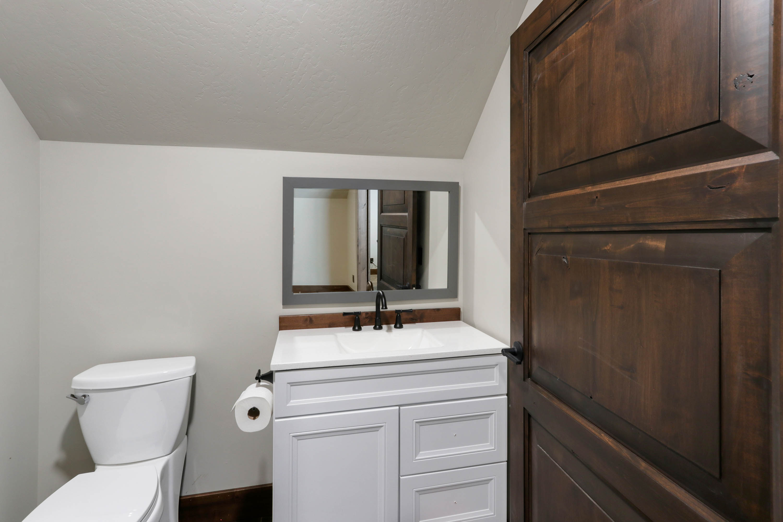 Sandpoint, Idaho, 83864, United States, 6 Bedrooms Bedrooms, ,8 BathroomsBathrooms,Residential,For Sale,1975419