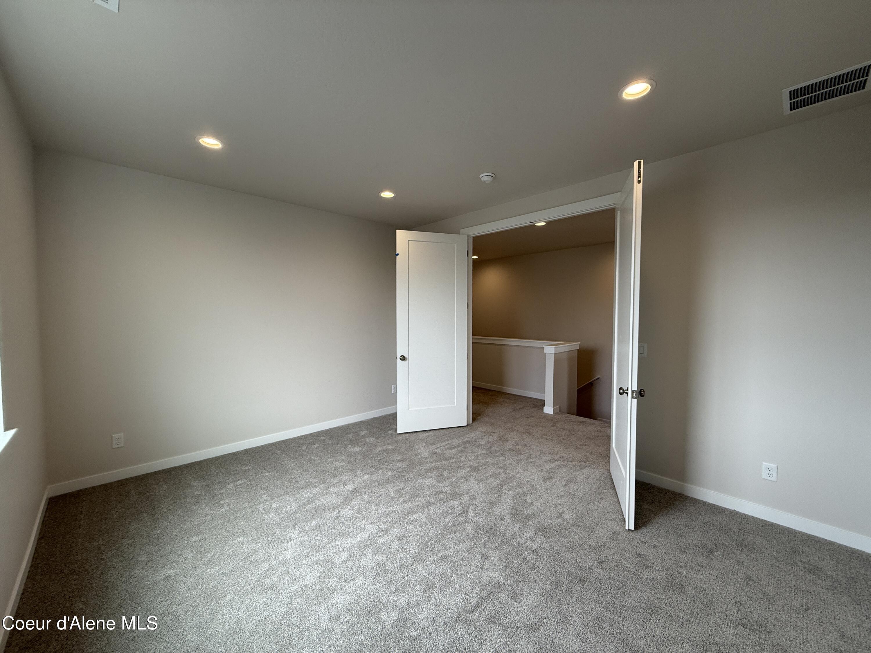 Post Falls, Idaho, 83854, United States, 4 Bedrooms Bedrooms, ,3 BathroomsBathrooms,Residential,For Sale,1927944