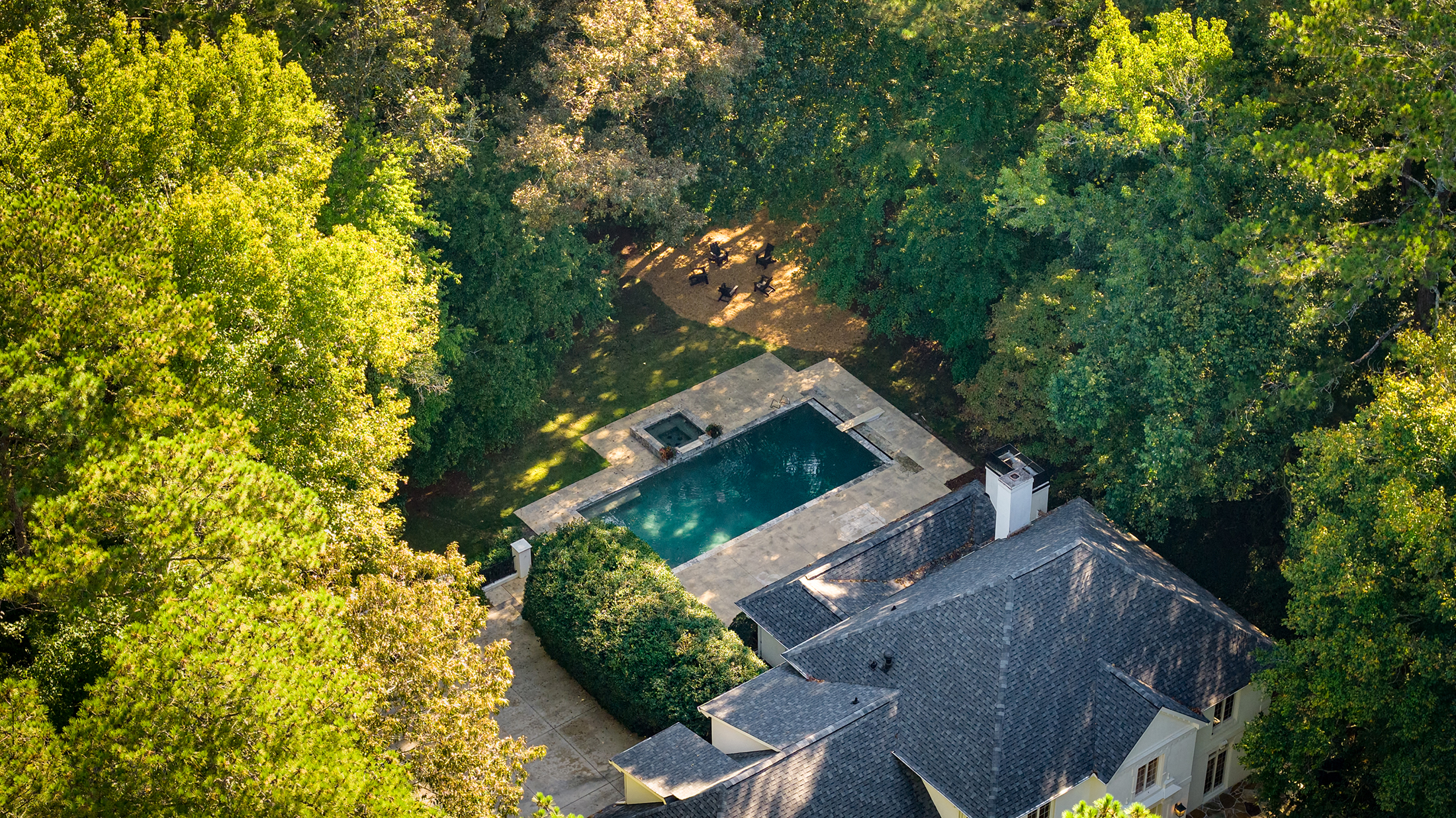  Timeless Architecture, Refined Interiors, and Modern Comfort in Sandy Springs - 物件實景