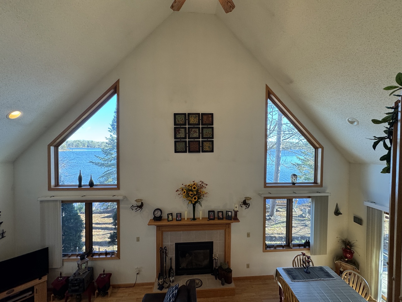 Oma, Wisconsin, 54534, United States, 2 Bedrooms Bedrooms, ,2 BathroomsBathrooms,Residential,For Sale,1995174