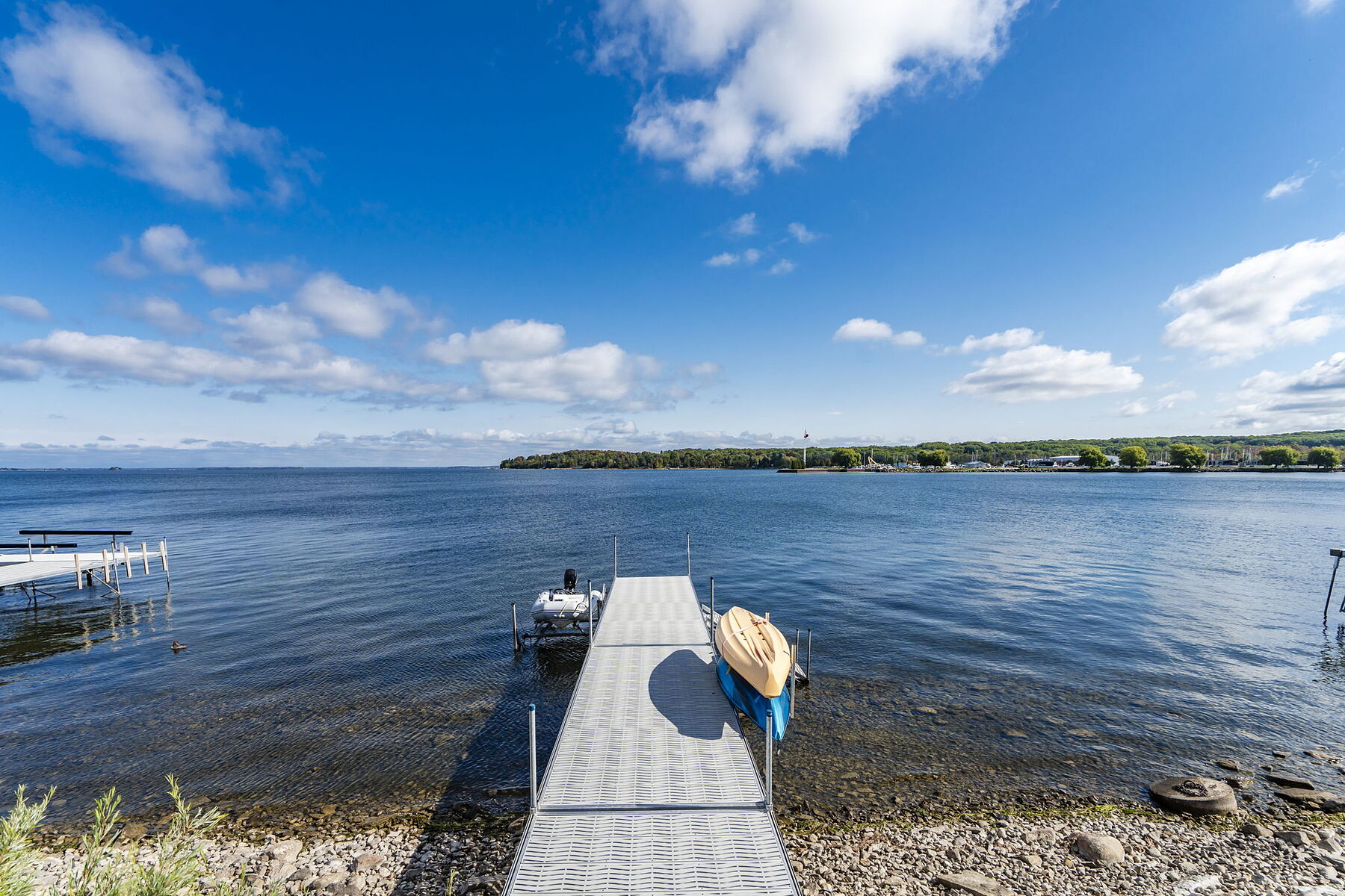  Lakefront Modern Masterpiece - 物件實景