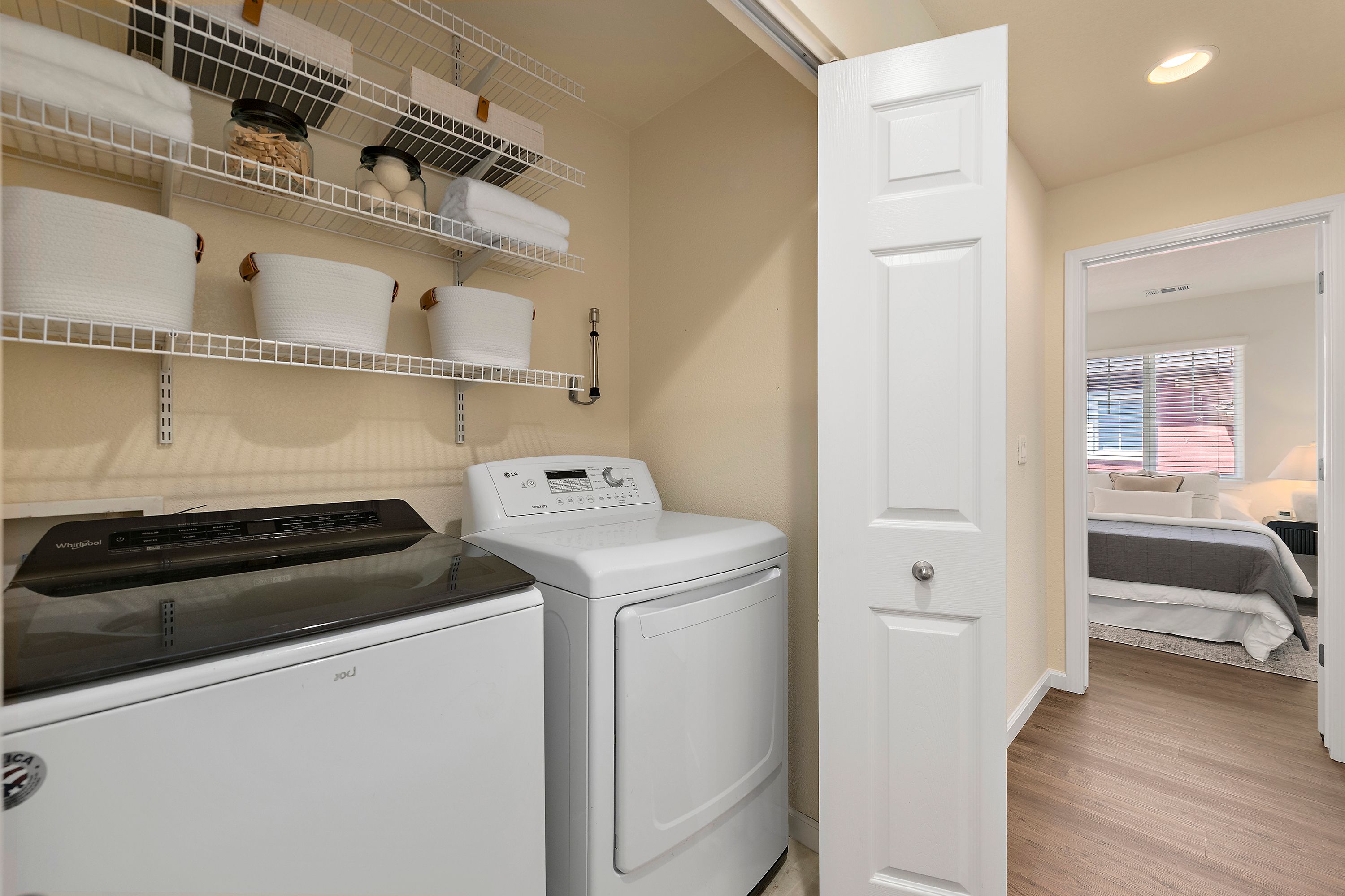  Bright, Stylish Living Near Downtown Los Gatos - 物件實景