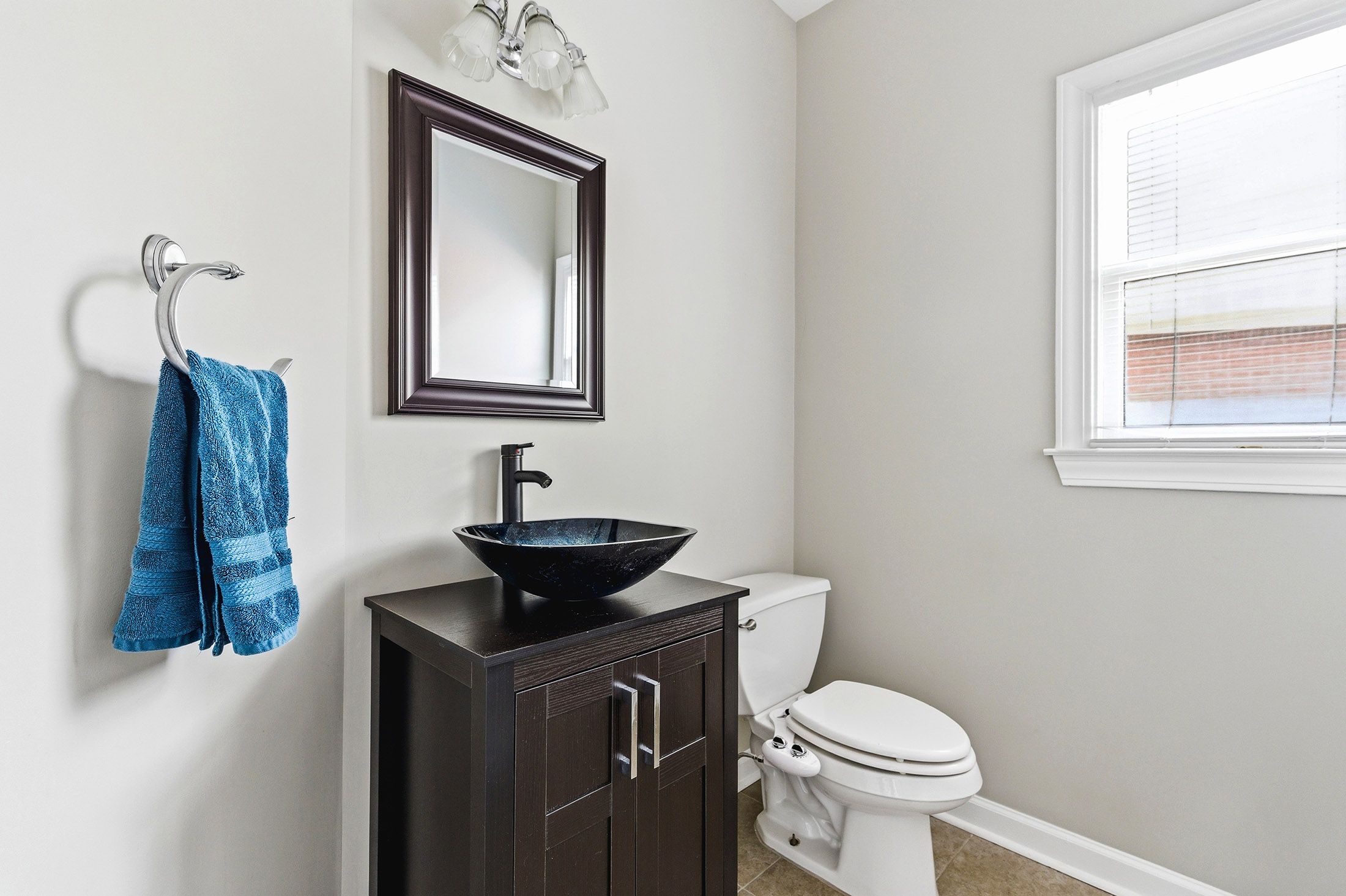  Beautifully Updated Brick Home in Vinings Estate - 物件實景