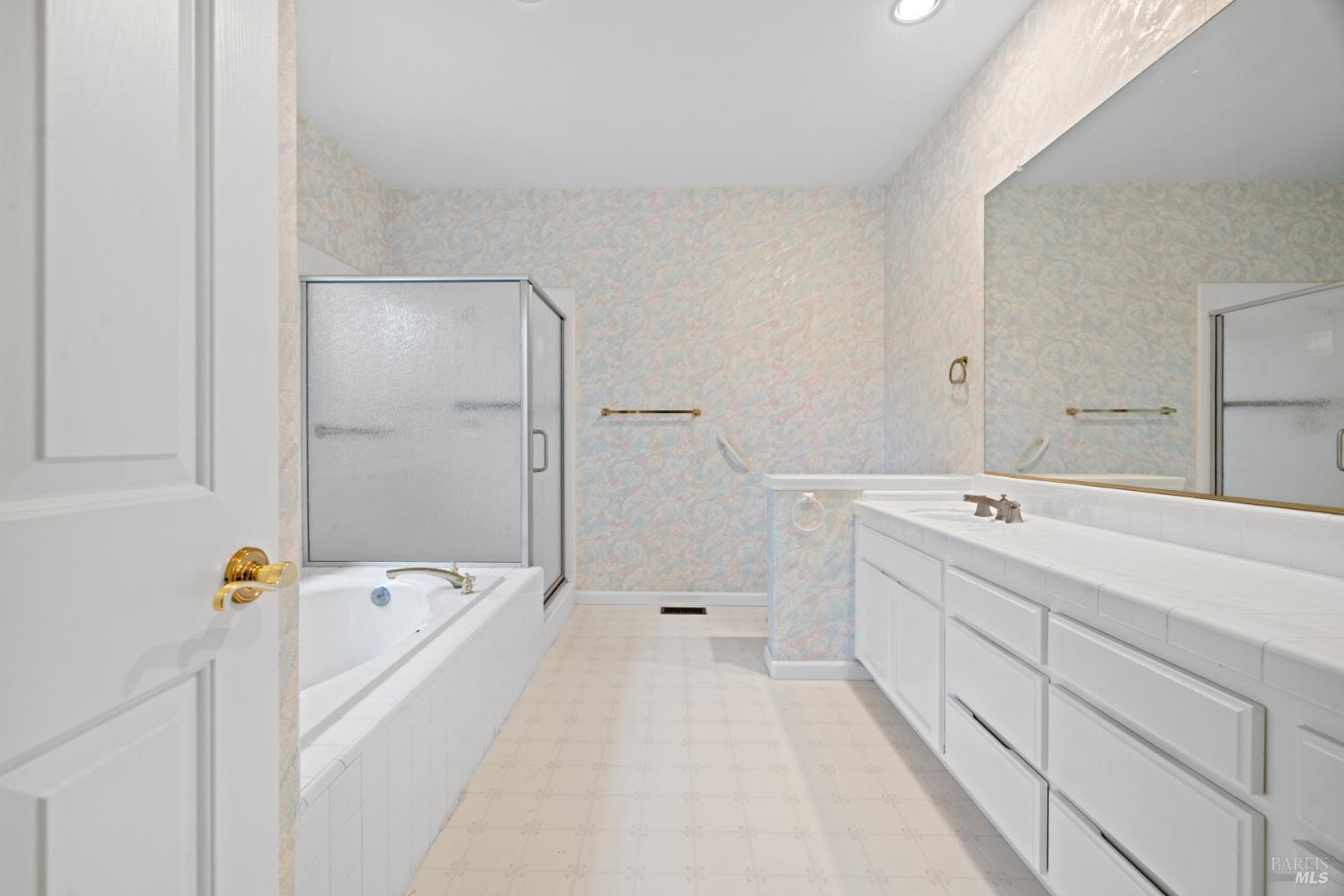 Santa Rosa, California, 95409, United States, 3 Bedrooms Bedrooms, ,3 BathroomsBathrooms,Residential,For Sale,1975608