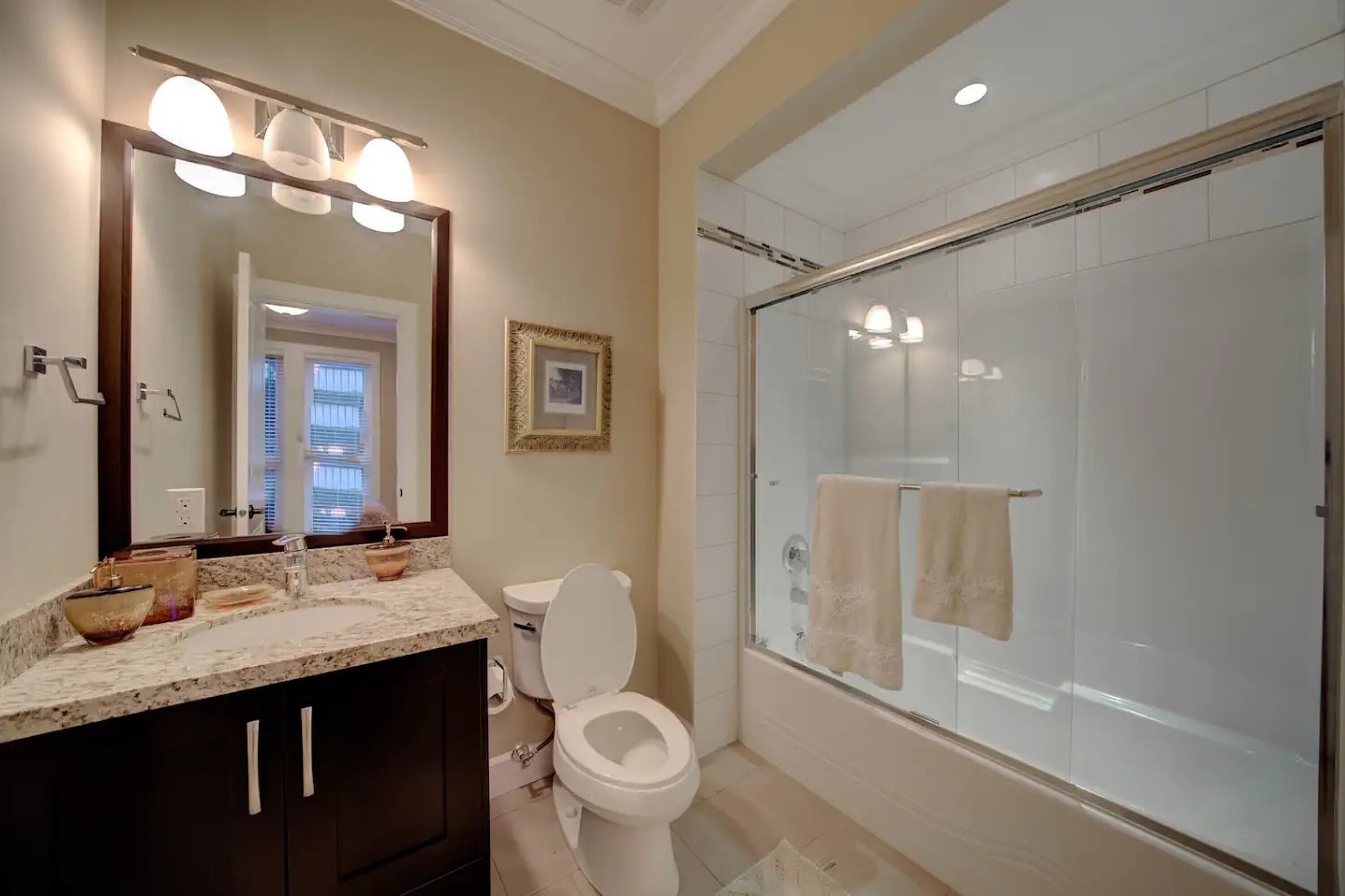  Bespoke Luxury in White Rock - 物件實景