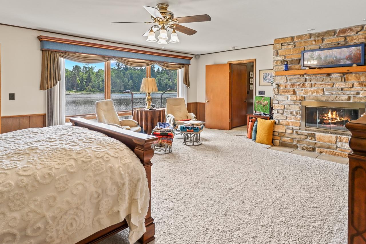 Eagle River, Wisconsin, 54521, United States, 3 Bedrooms Bedrooms, ,2 BathroomsBathrooms,Residential,For Sale,1915623