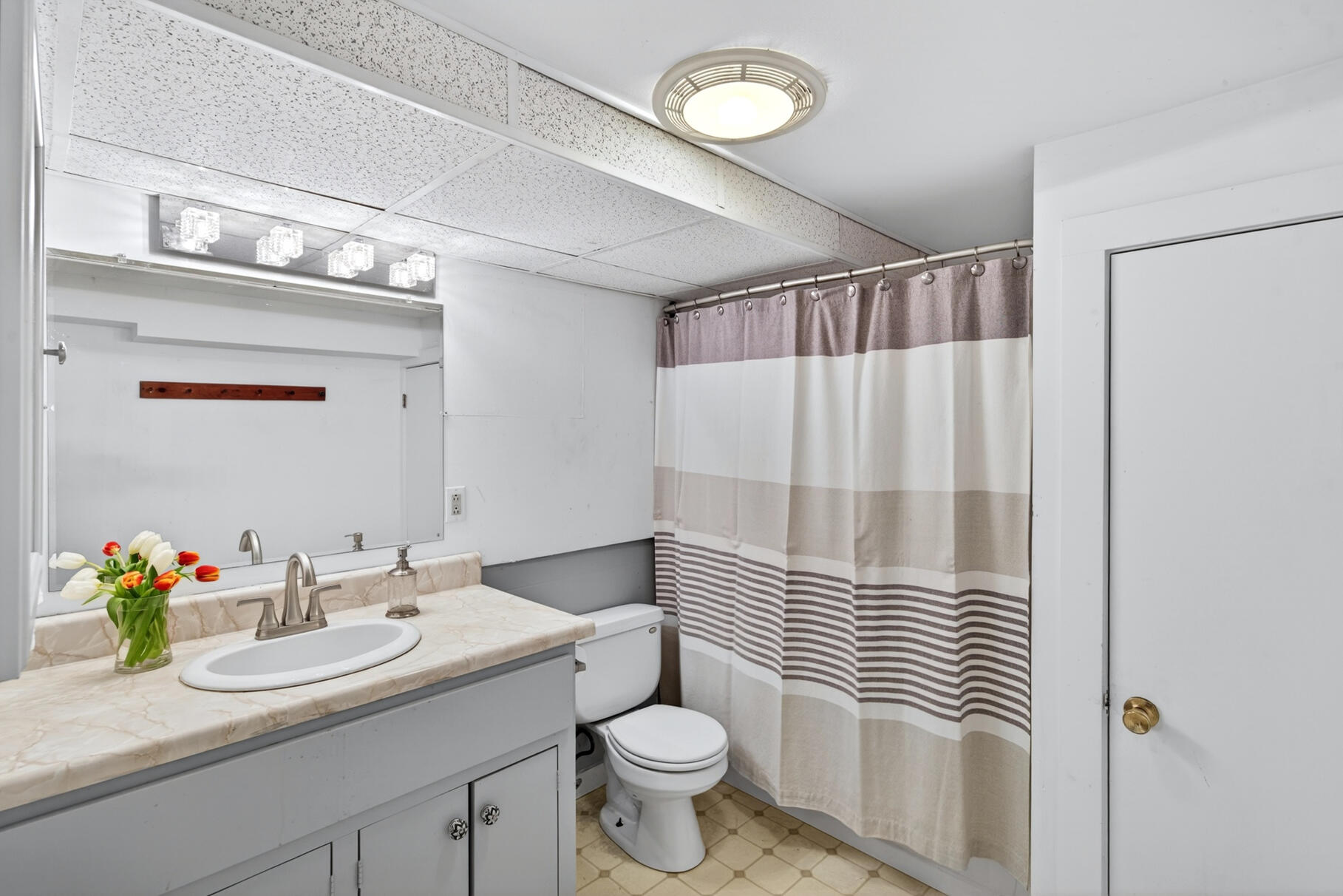  5 Pleasant Street, Dennis Port, MA, 02639 - 物件實景