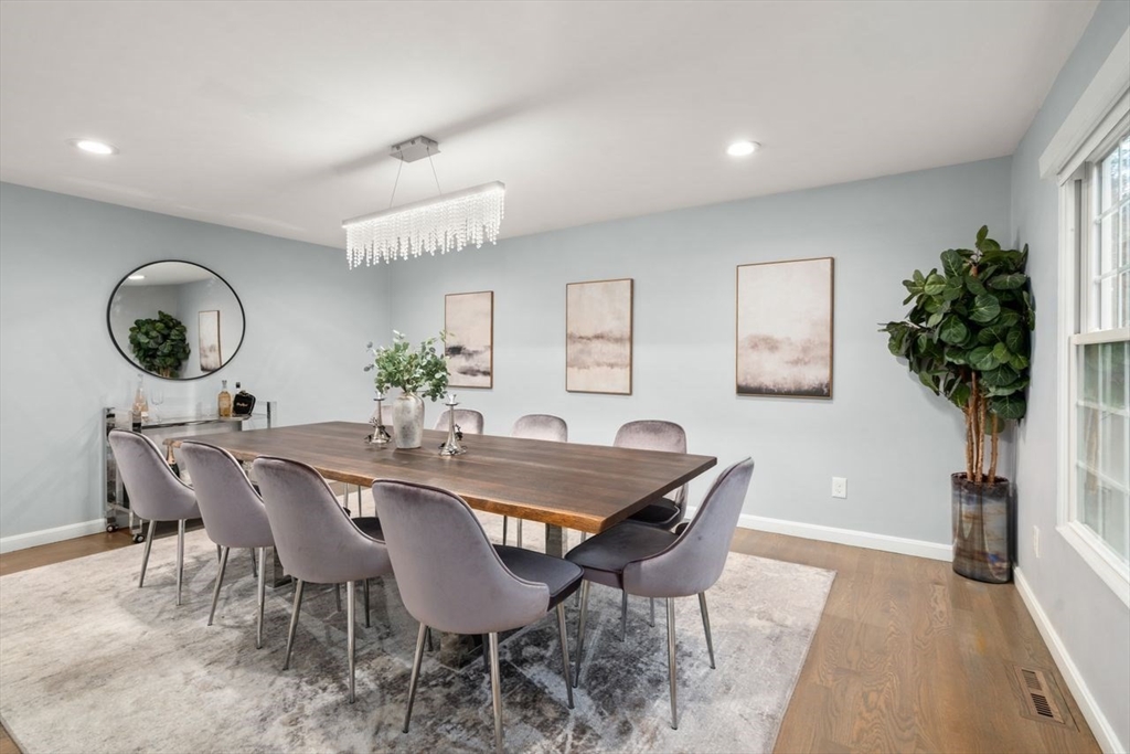 Sharon, Massachusetts, 02067, United States, 4 Bedrooms Bedrooms, ,3 BathroomsBathrooms,Residential,For Sale,1988379